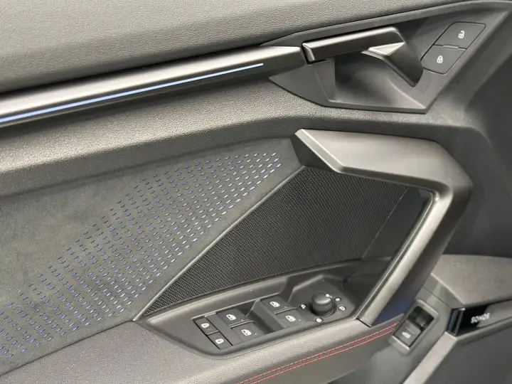 Audi RS3 2026, foto 38