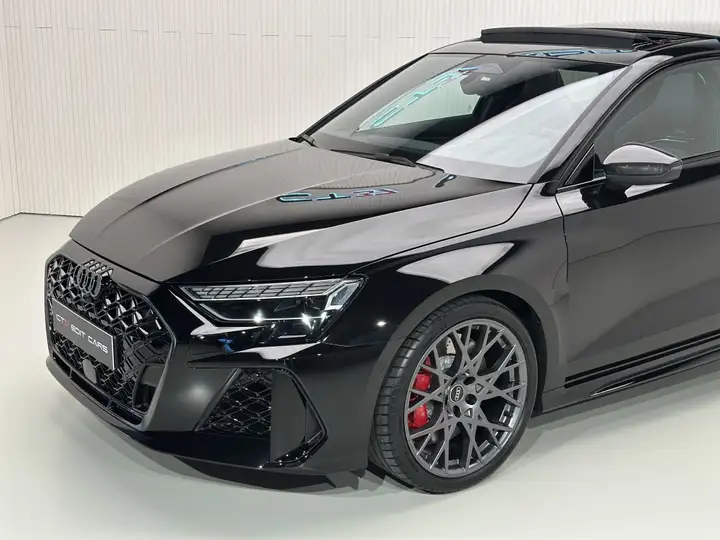 Audi RS3 2026, foto 16