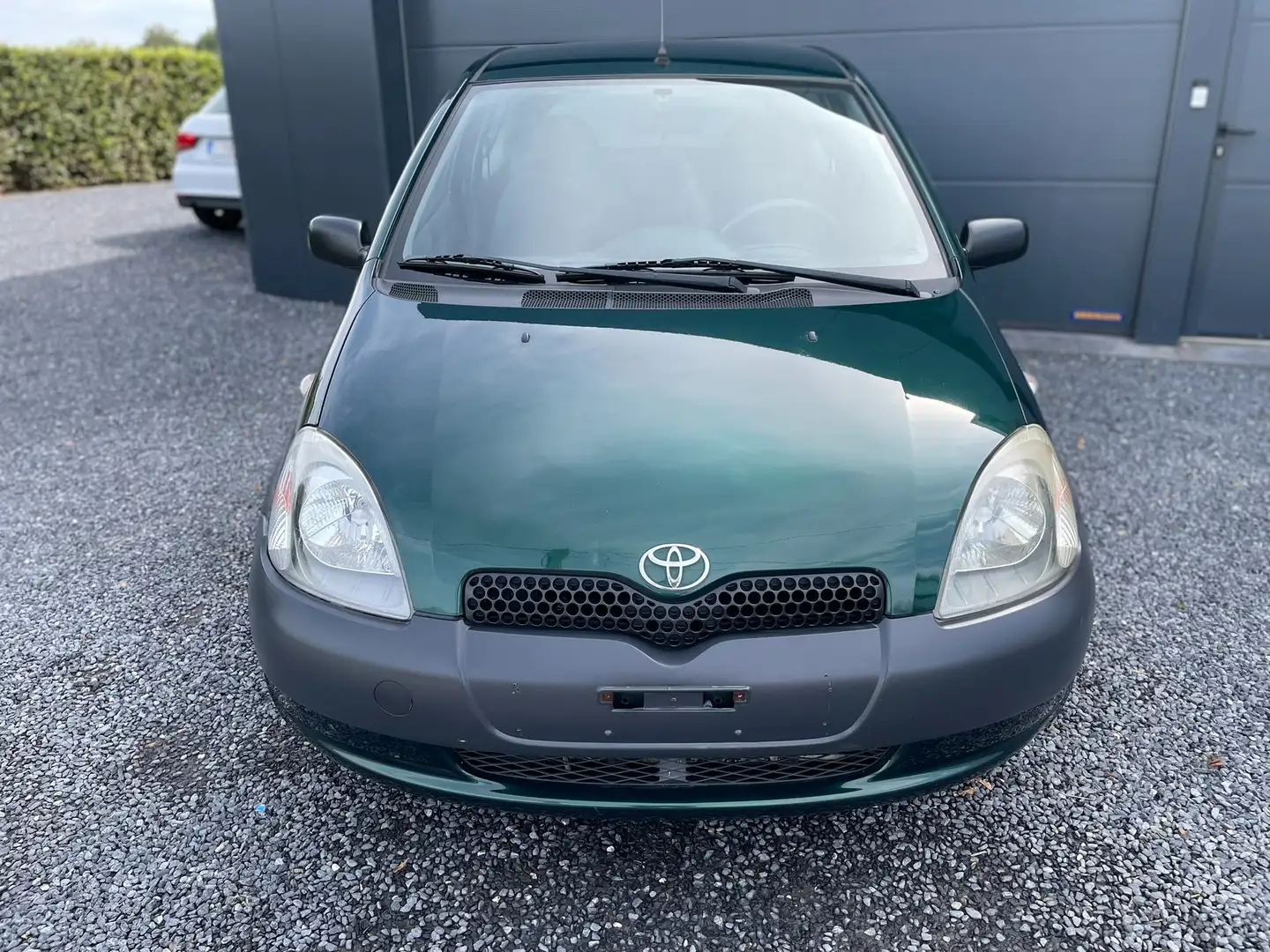 Toyota Yaris Yaris 1.0 benzine/ Airco Vert - 2