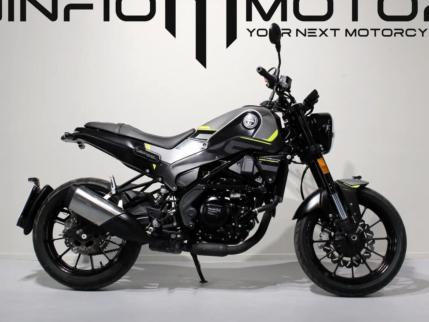 Benelli Leoncino 250 Bianco - 1