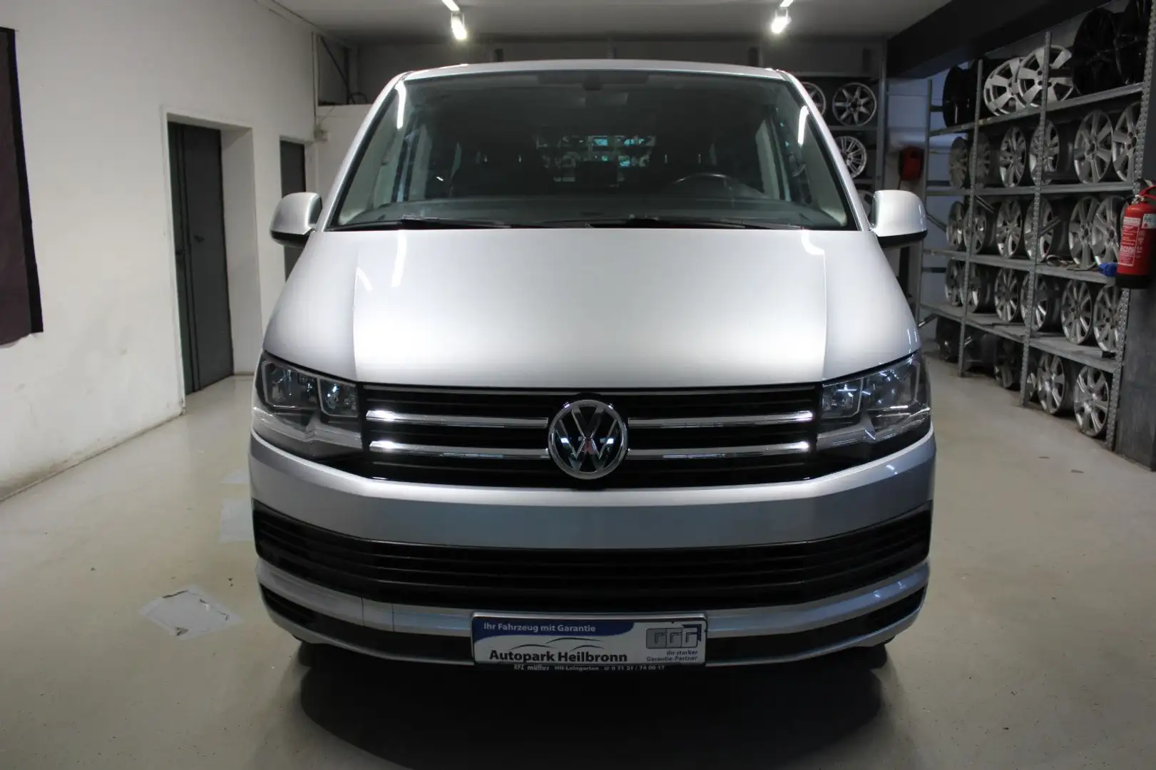 Volkswagen T6 Transporter T6 Multivan Bus Comfortline*Tiptronic*Navi*AHK* Argent - 2