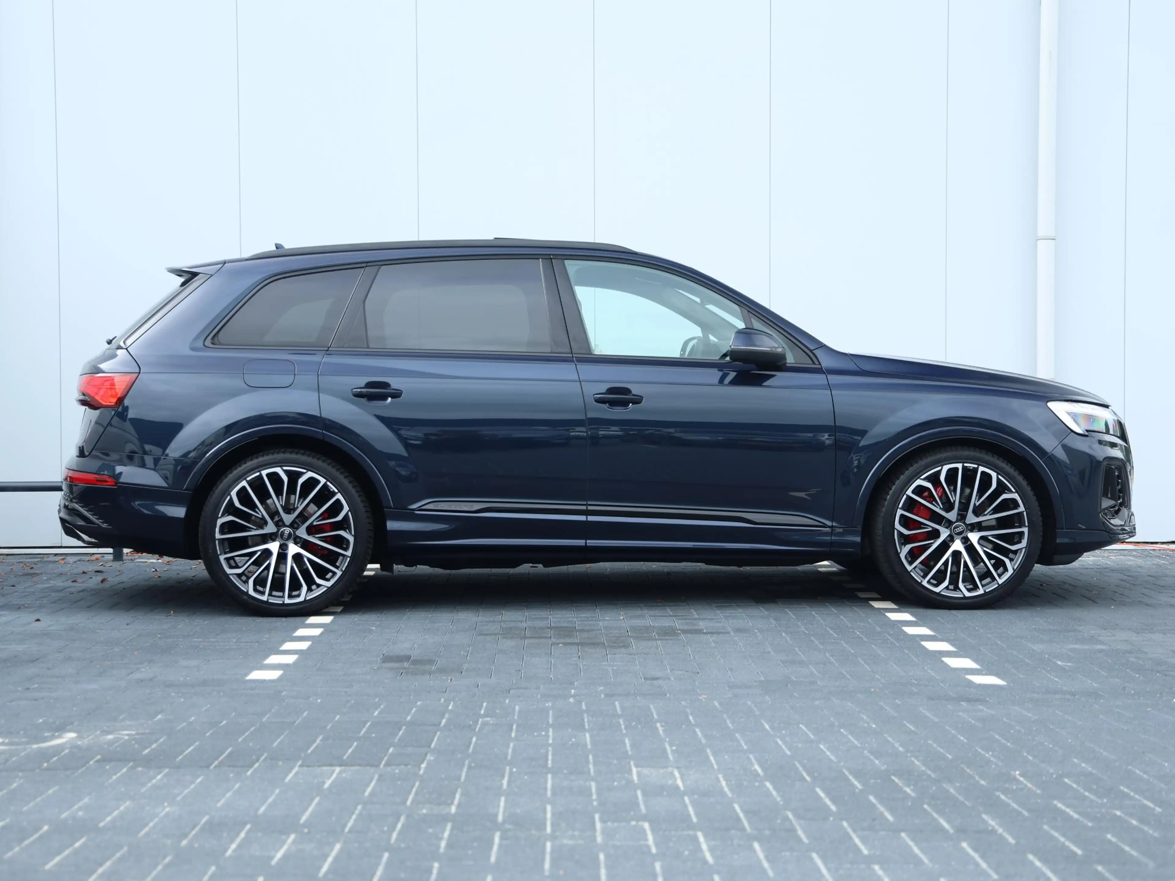 Audi Q7 55 TFSI e quattro Pro Line S | Vierwielbesturing | — photo 2