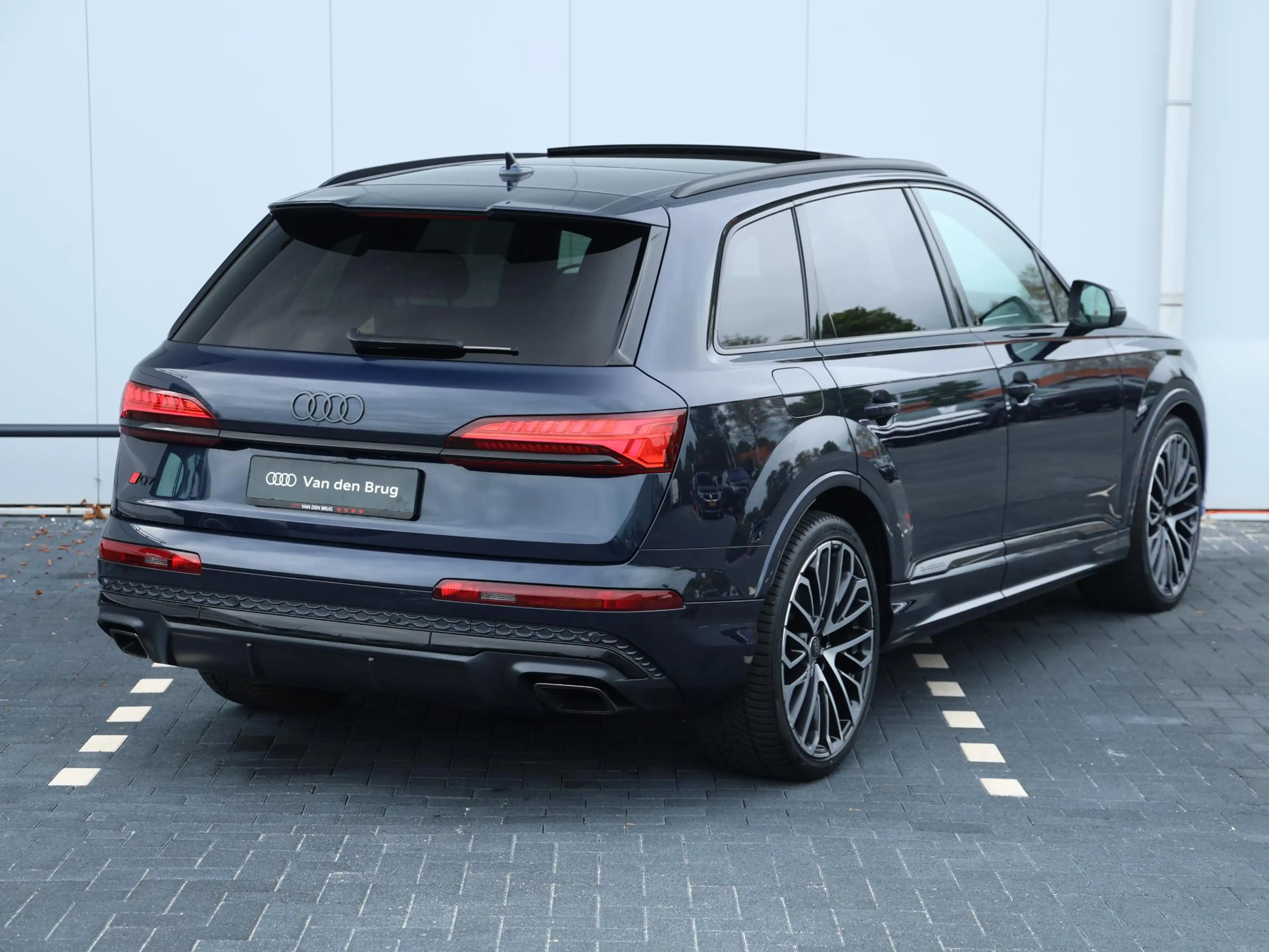 Audi Q7 55 TFSI e quattro Pro Line S | Vierwielbesturing | — photo 5