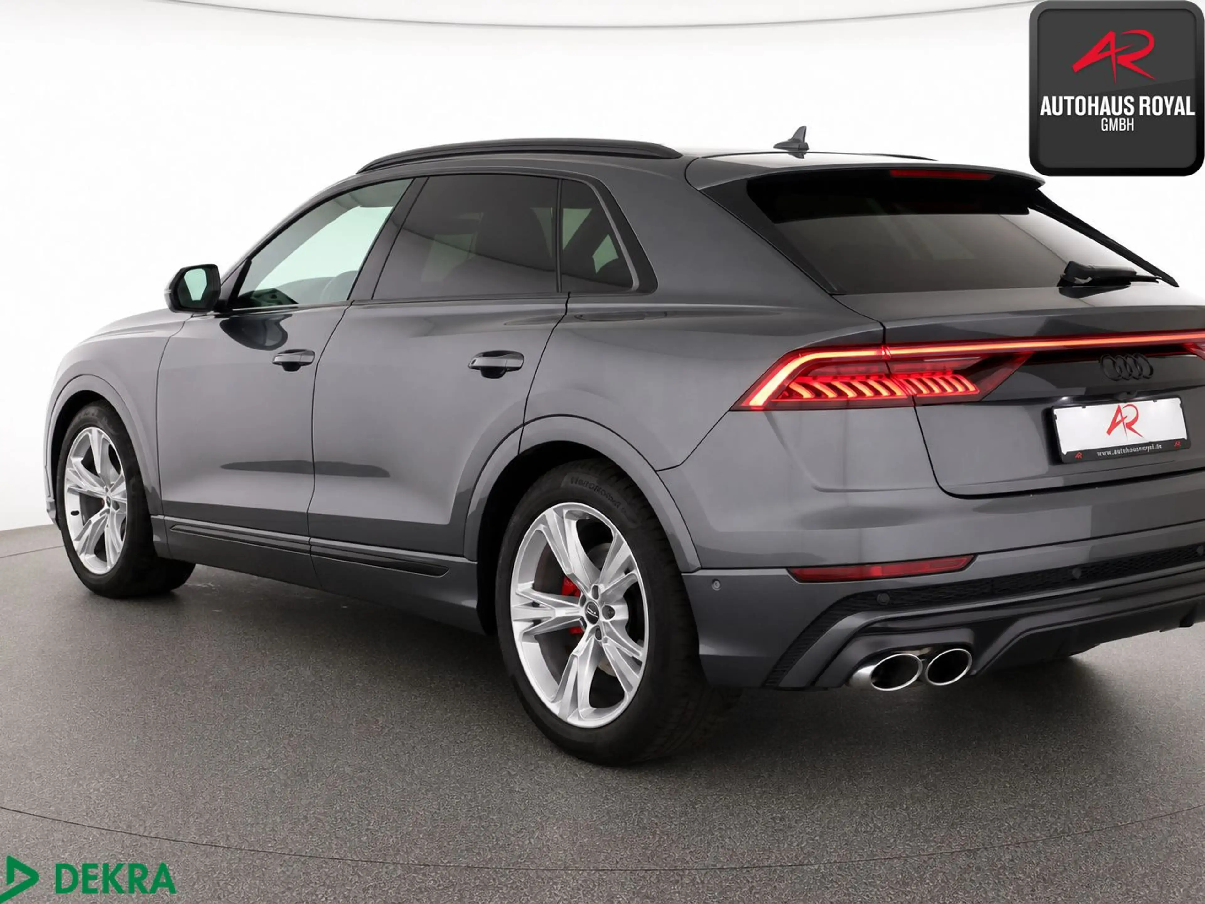 Audi SQ8 4.0 TFSI qu MASSAGE,RAUTEN,HUD,360GRAD,B+O — photo 3