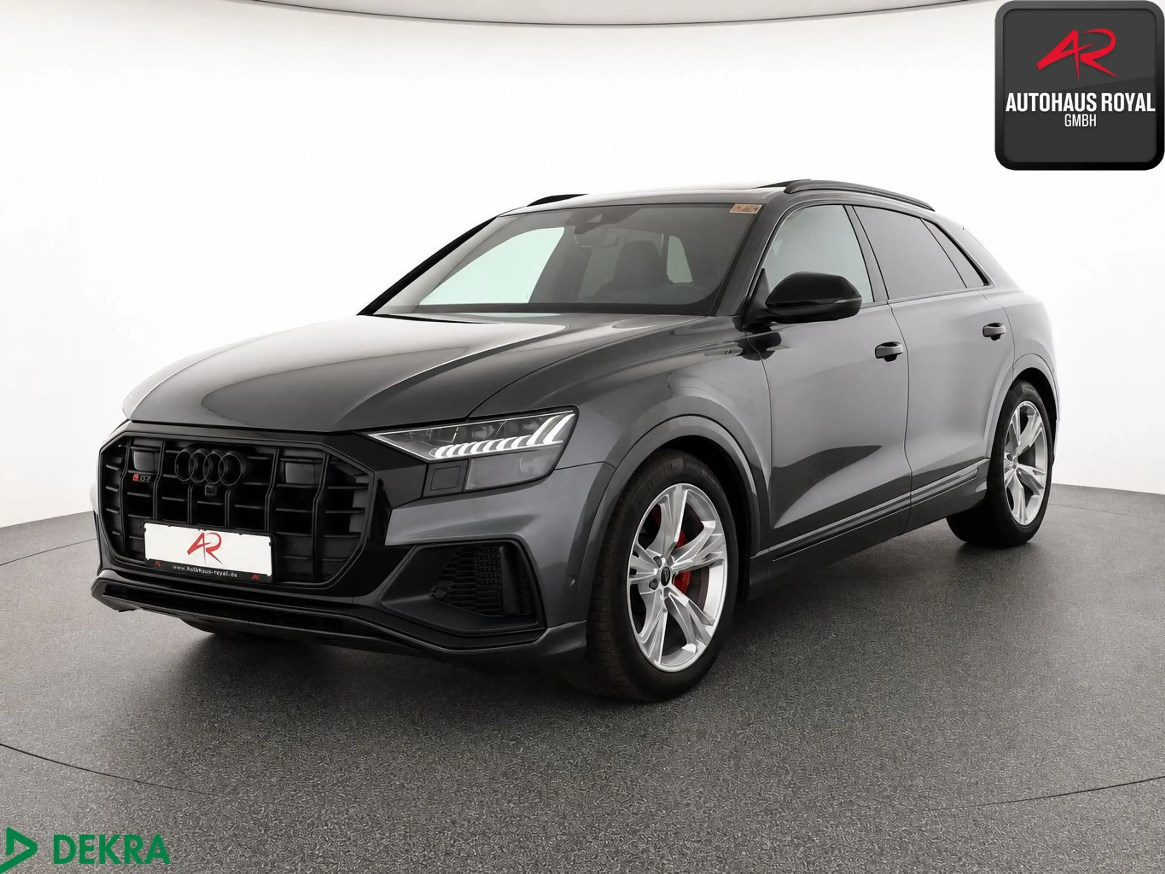 Audi SQ8 4.0 TFSI qu MASSAGE,RAUTEN,HUD,360GRAD,B+O