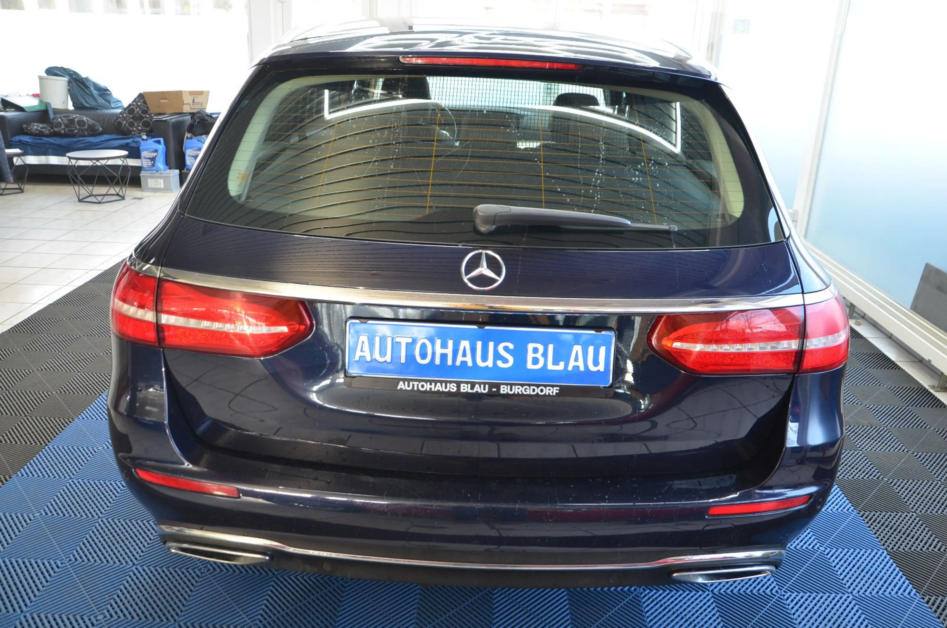 Mercedes-Benz E 220 d 4Matic *Exclusive*AHK*NAVI*KAMERA* — photo 5