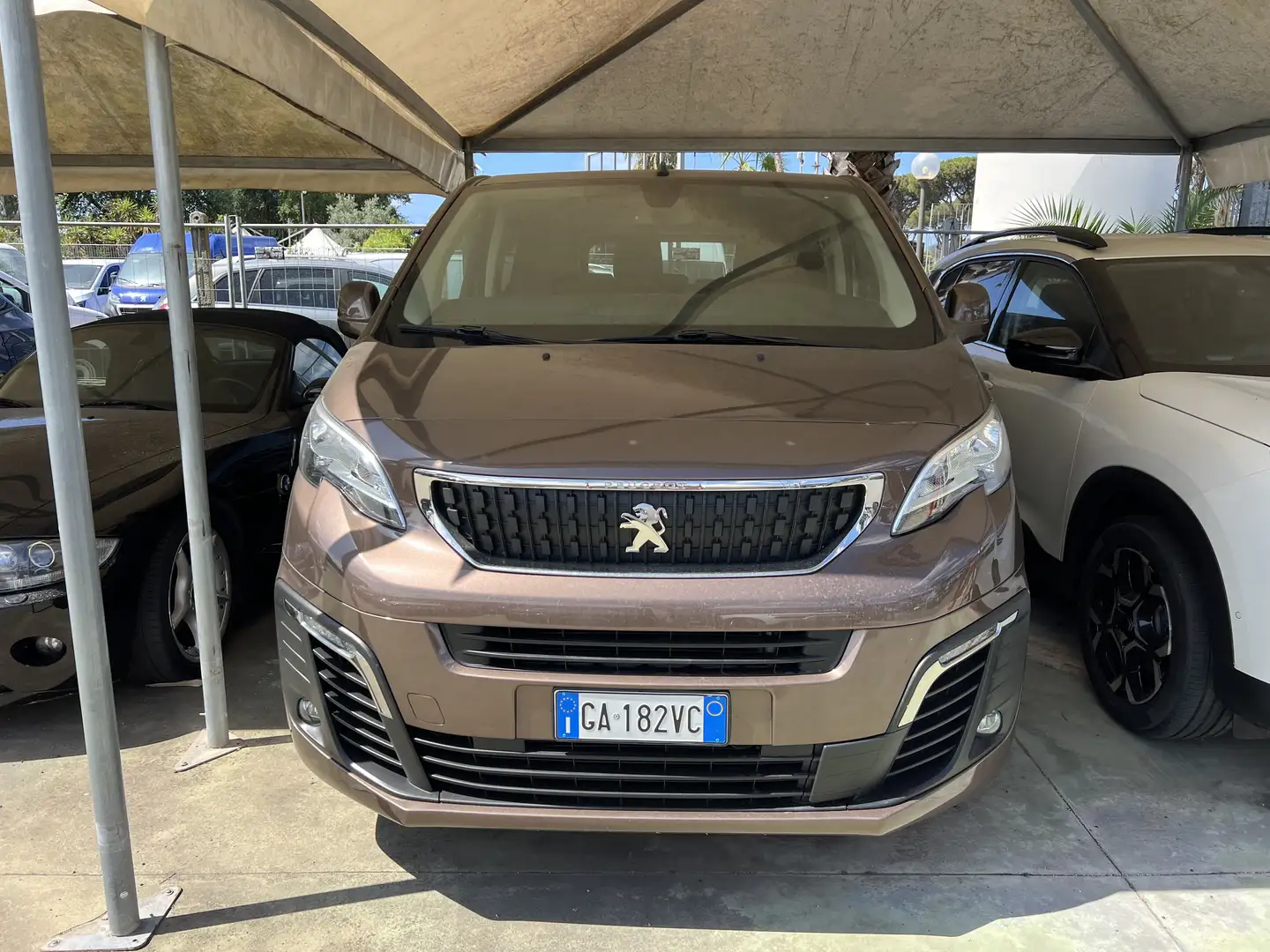 Peugeot Traveller 2.0 150 CV 9 POSTI BUSINES Marrone - 2