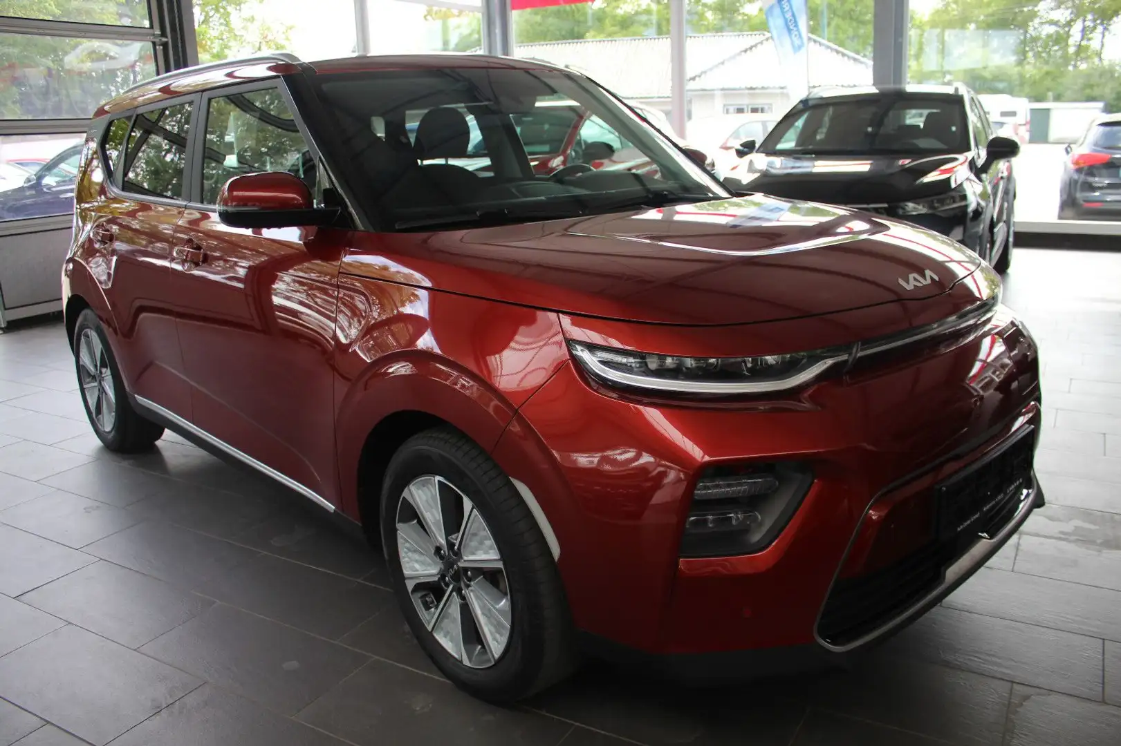 Kia Soul e- Soul Spirit 64kWh (Schiebedach, 3PhasenLader) Rouge - 1