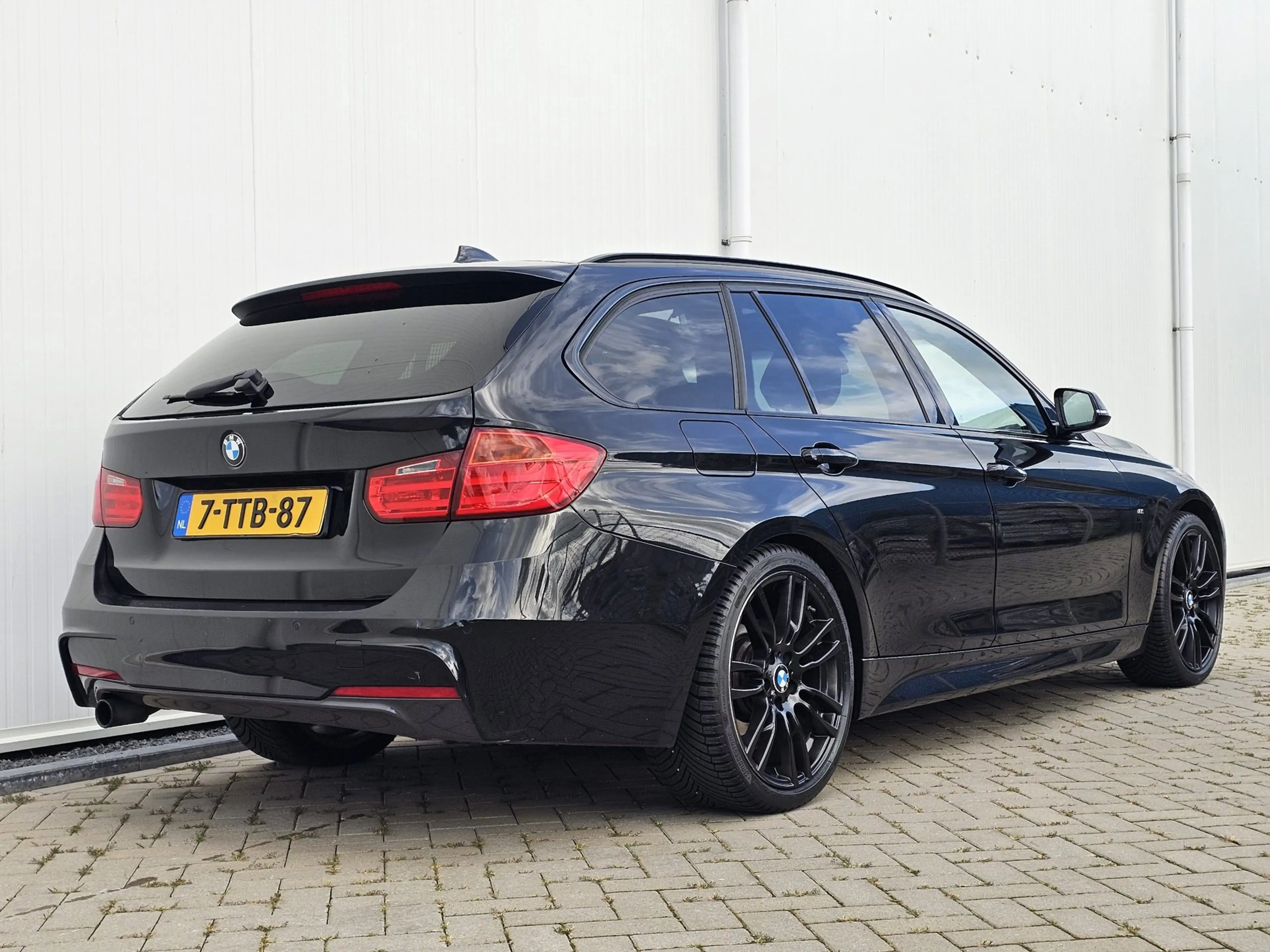 BMW 316 3-serie Touring 316i M-Pakket bj 2014 PANO|M-inter — photo 8