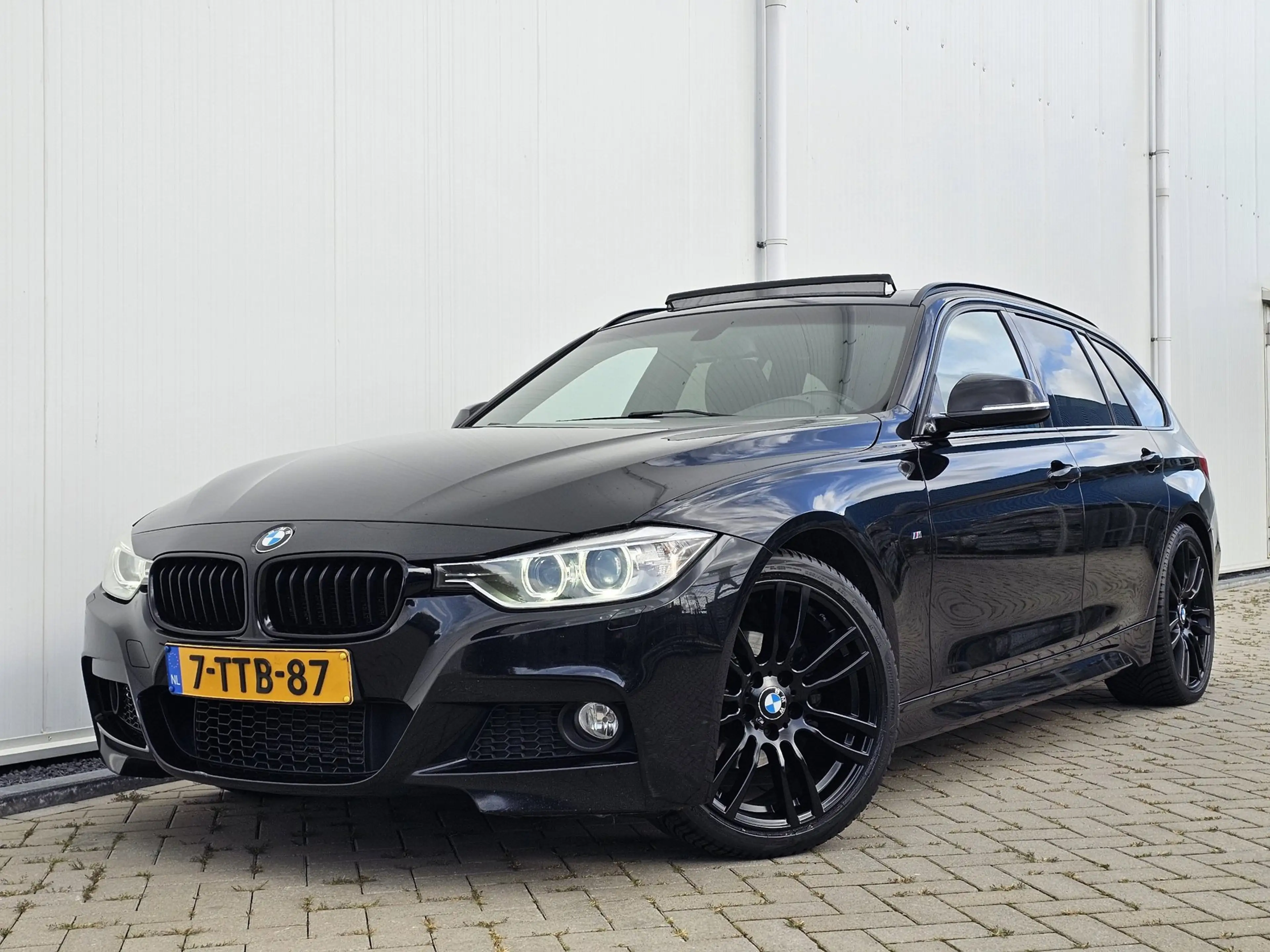 BMW 316 3-serie Touring 316i M-Pakket bj 2014 PANO|M-inter — photo 2