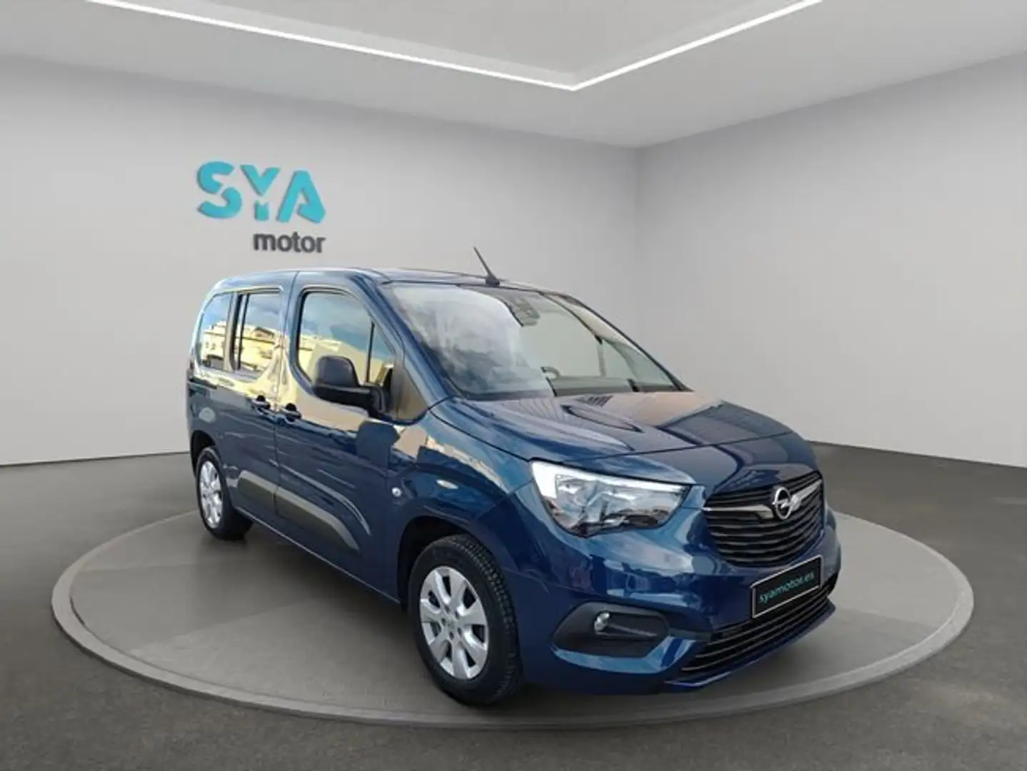 Opel Combo 1.2 T S/S Selective L Blau - 1