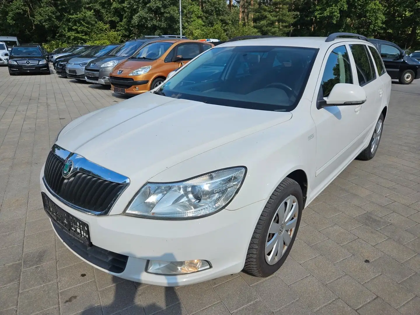 Skoda Octavia Combi Family Weiß - 2