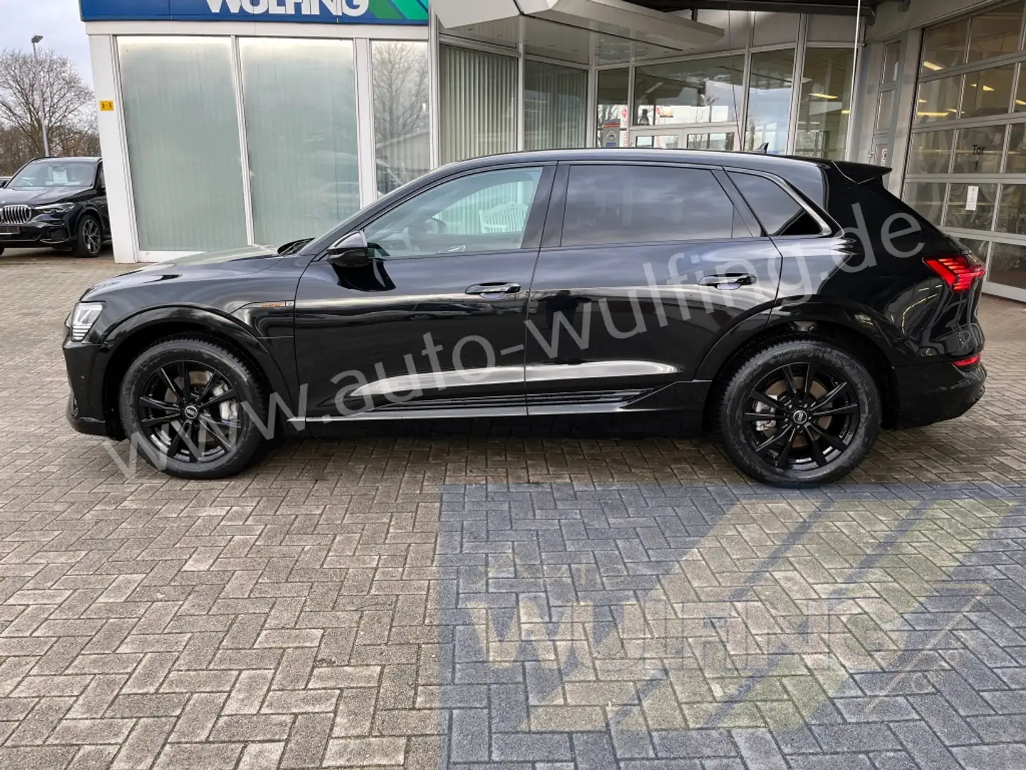 Audi e-tron S-Line Quattro Pano Matrix 21LM-Felgen Schwarz - 2
