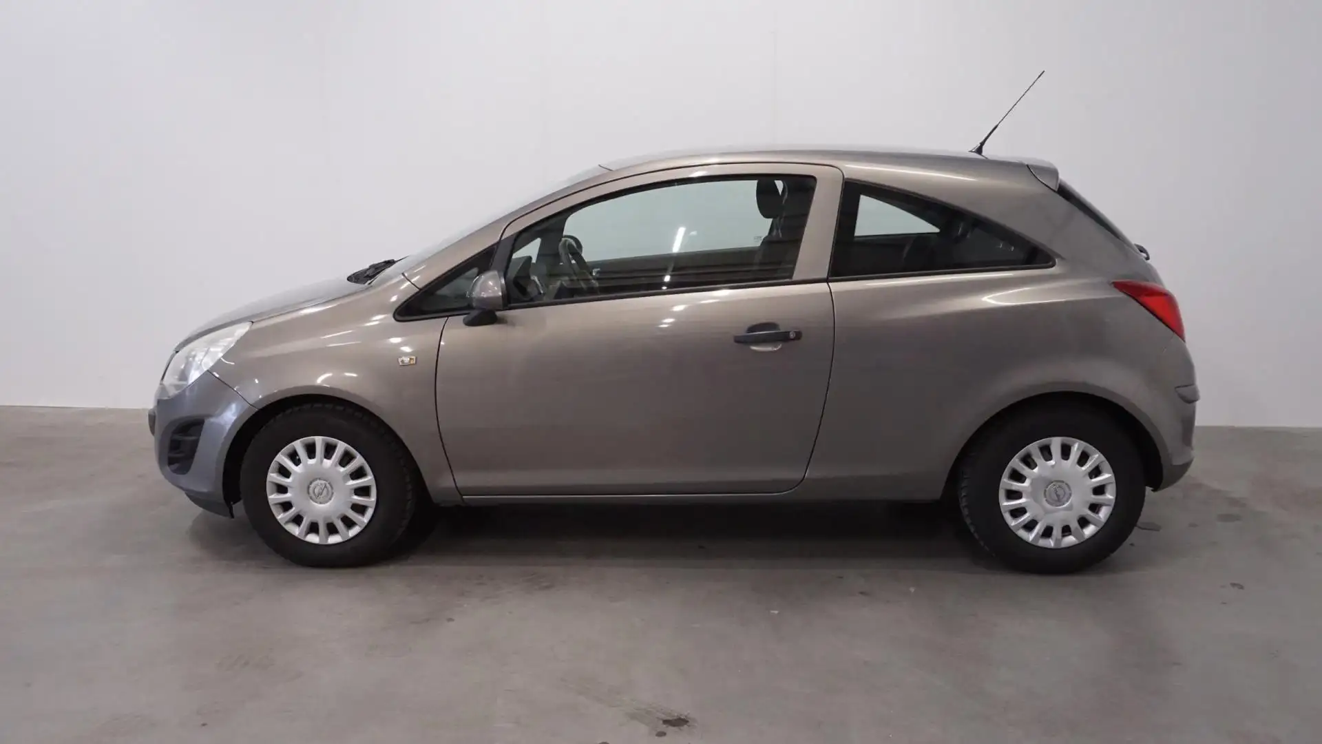 Opel Corsa 1.2 EcoFlex Selection Bruin - 2