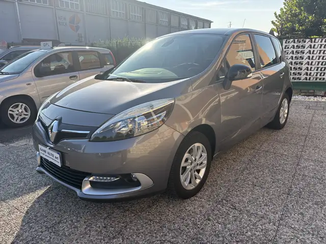 Renault Scenic 1.5 dci (energy) Bose s&s 110cv E6