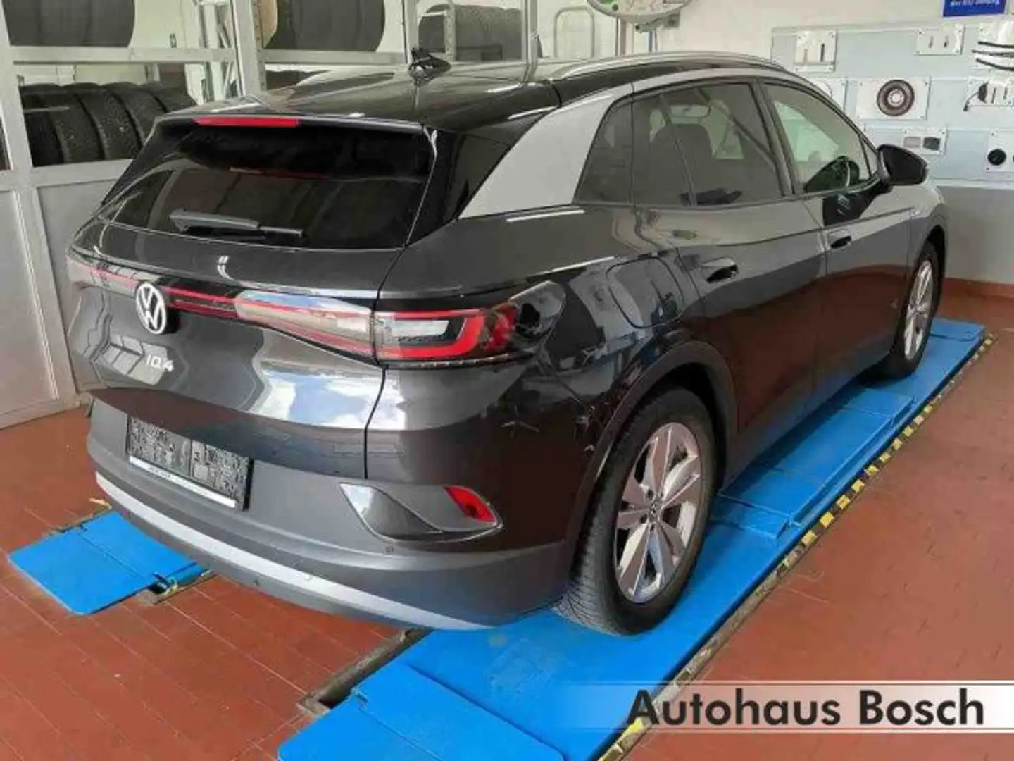 Volkswagen ID.4 Pro Performance 1st AHK WP NAVI ACC SHZ RFK Grau - 2