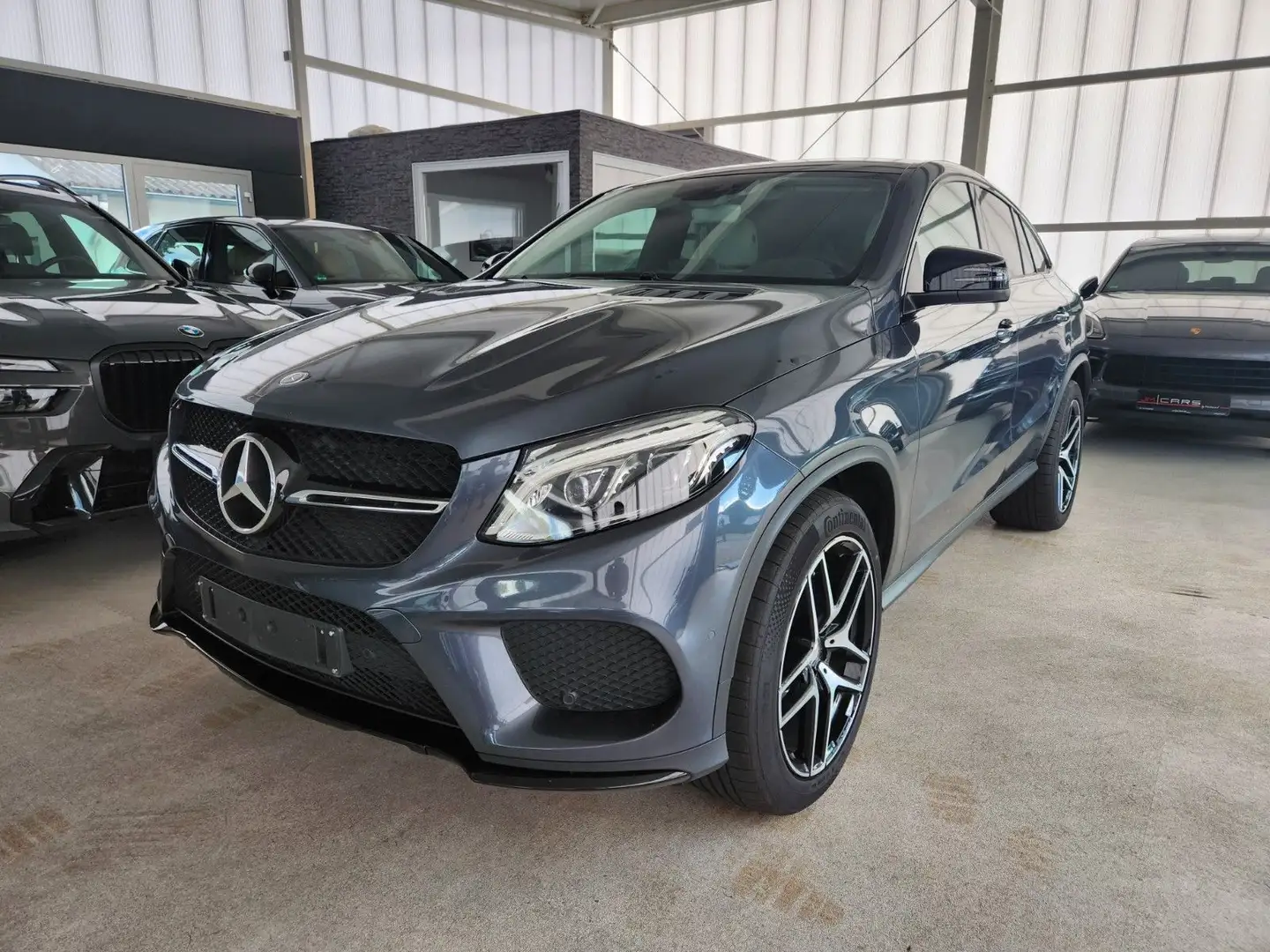 Mercedes-Benz GLE 400 Coupe 4Matic AMG-Styling Szary - 1