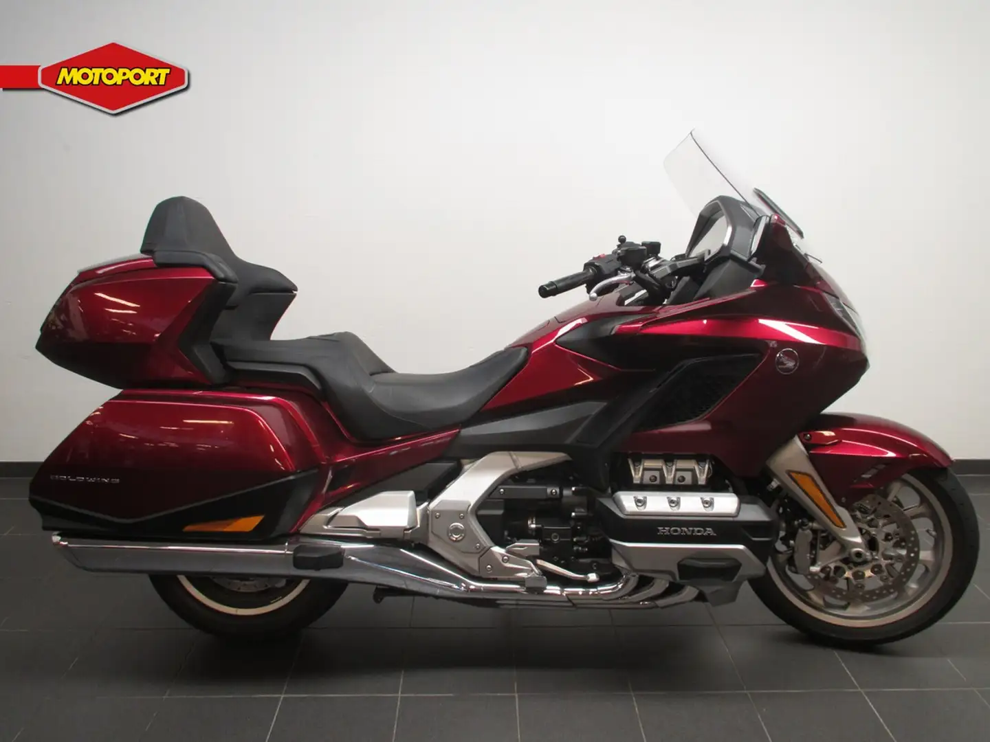 Honda GL 1800 GOLDWING Červená - 1