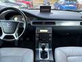Volvo V70 2,4L D Kombi Momentum - LEDER AHK NAVI PDC Argent - thumbnail 16