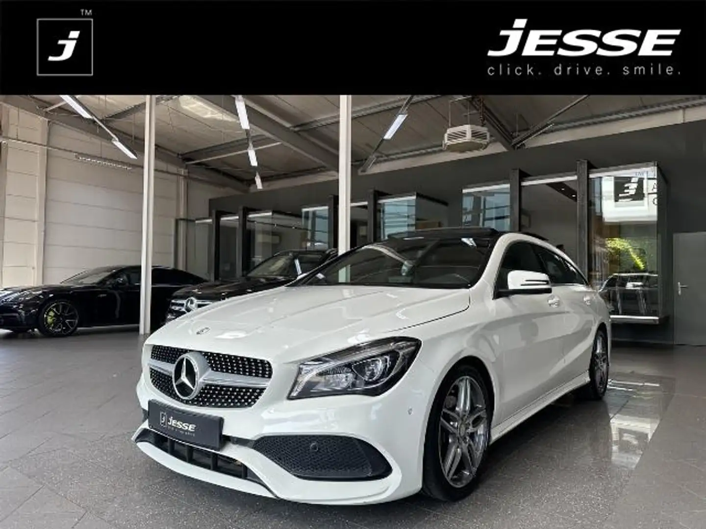 Mercedes-Benz CLA 200 AMG Line LED Pano Navi SHZ PDC Blanco - 1