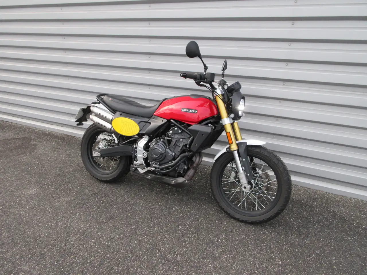 Fantic Caballero 700