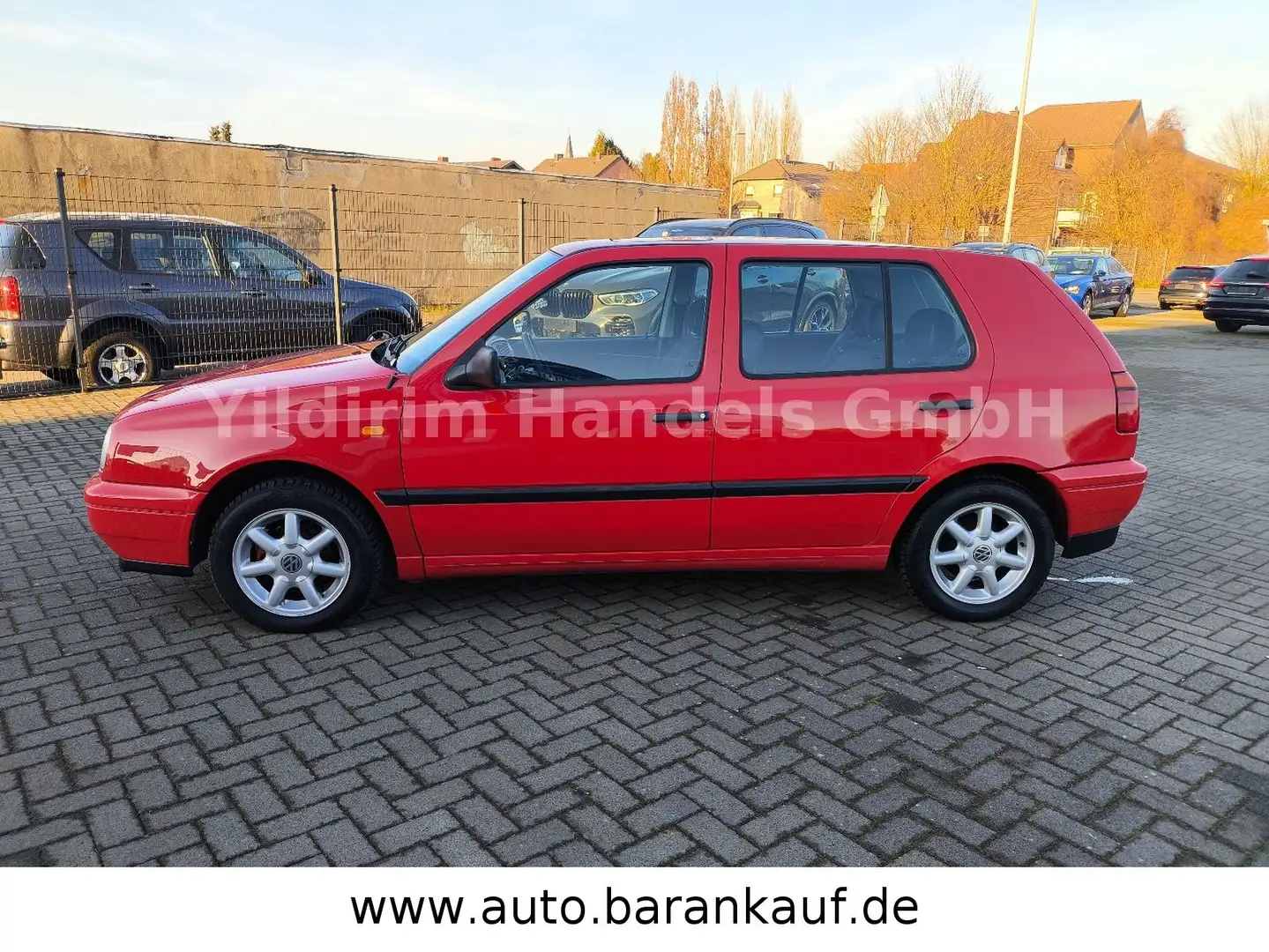 Volkswagen Golf 3,OPA AUTO,3 HAND,SCHIEBEDACH Rouge - 2