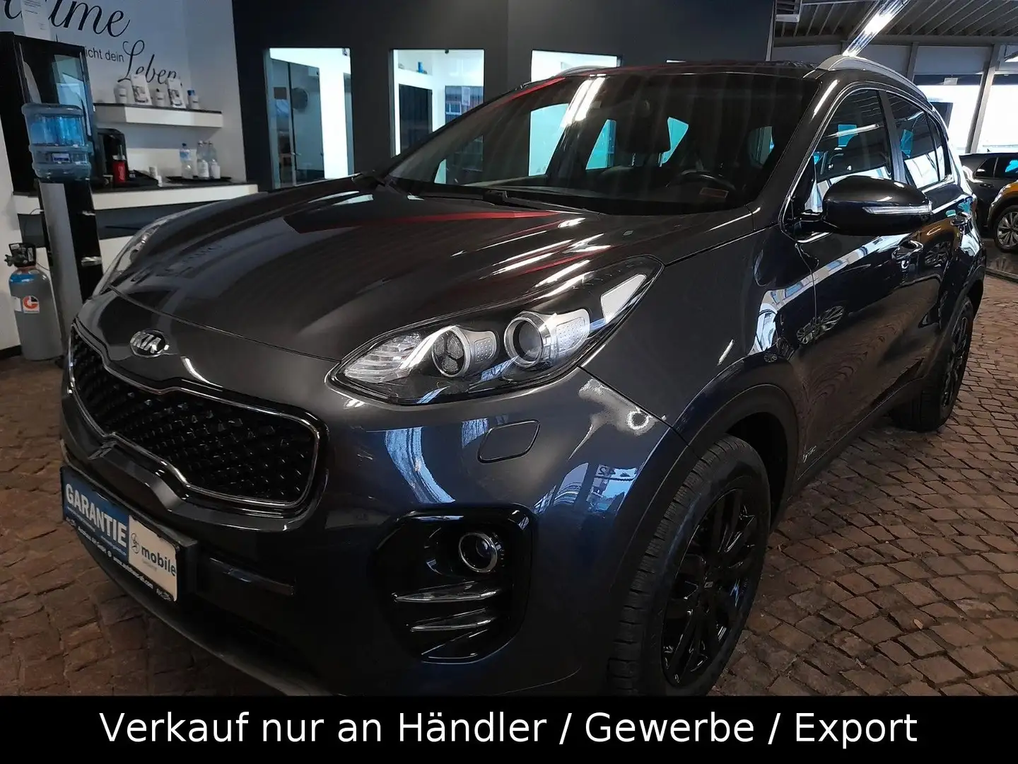 Kia Sportage Dream Team 4WD*SHZ*SBL*KAMERA* Grijs - 1