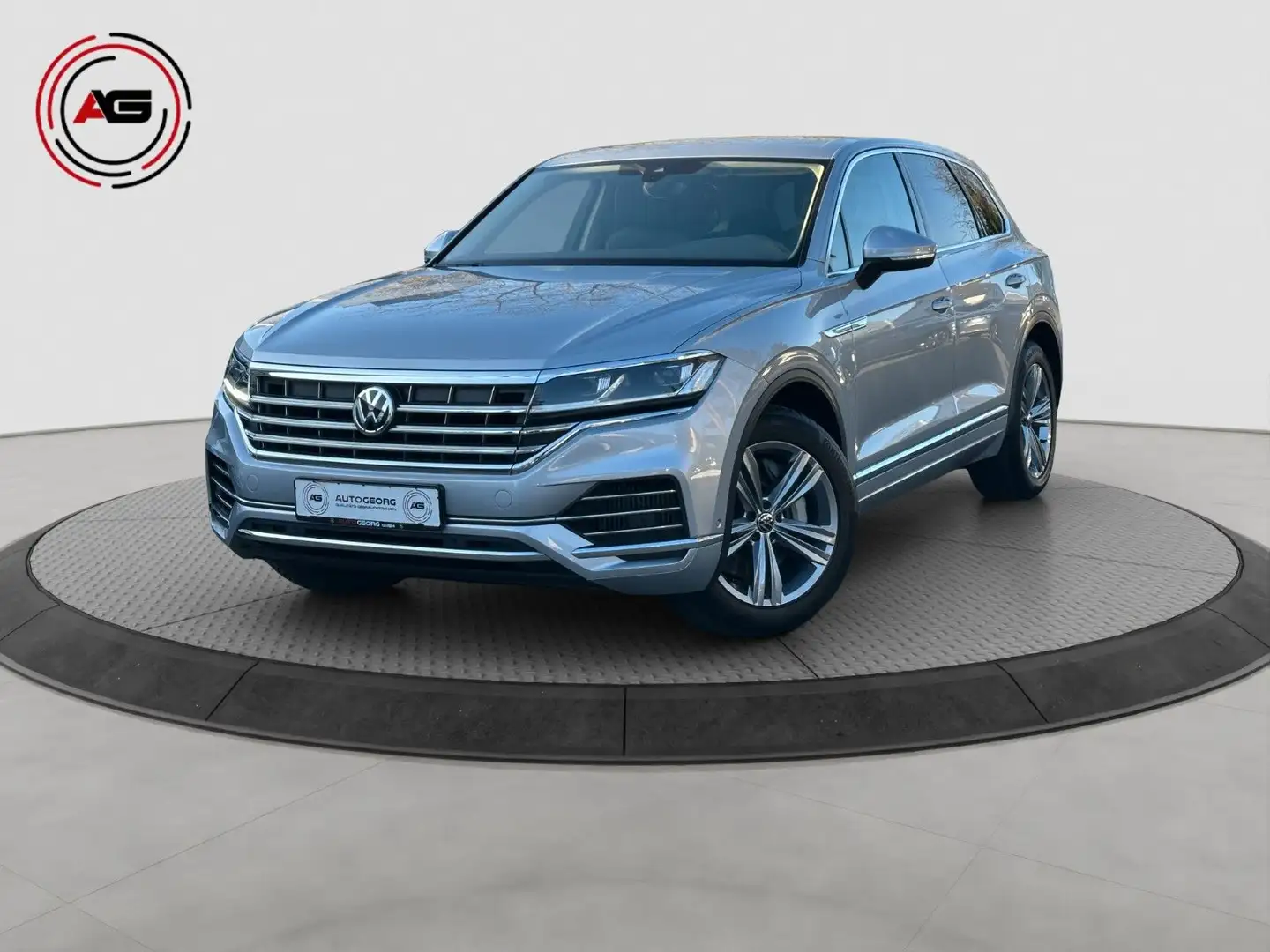 Volkswagen Touareg 3,0 TSI 4M ACC LED MEMORY KAM AHK KEYLES Argent - 1