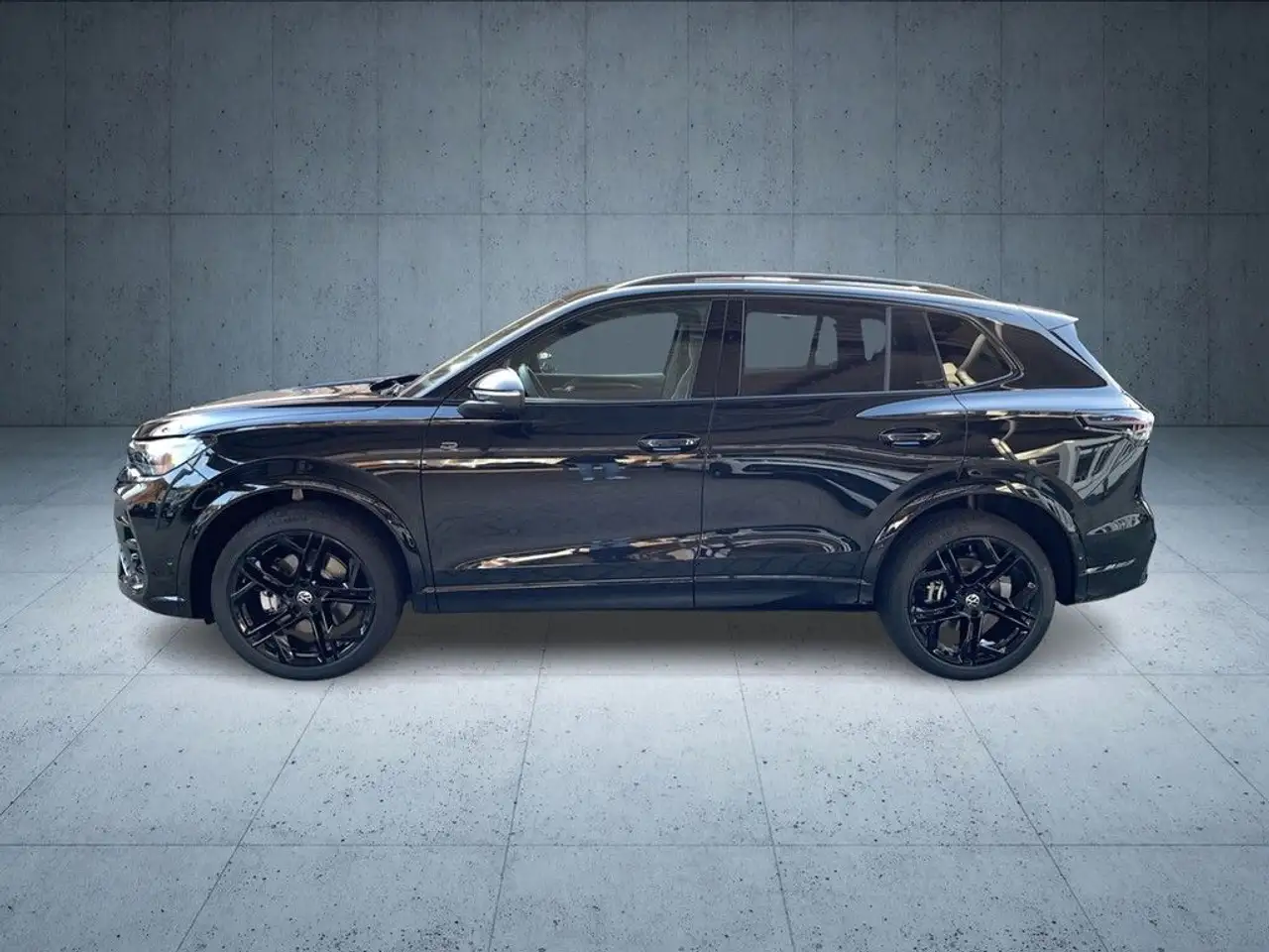 Volkswagen Tiguan 2.0 TSI 265 PS DSG R-Line AHK Navi IQ 3