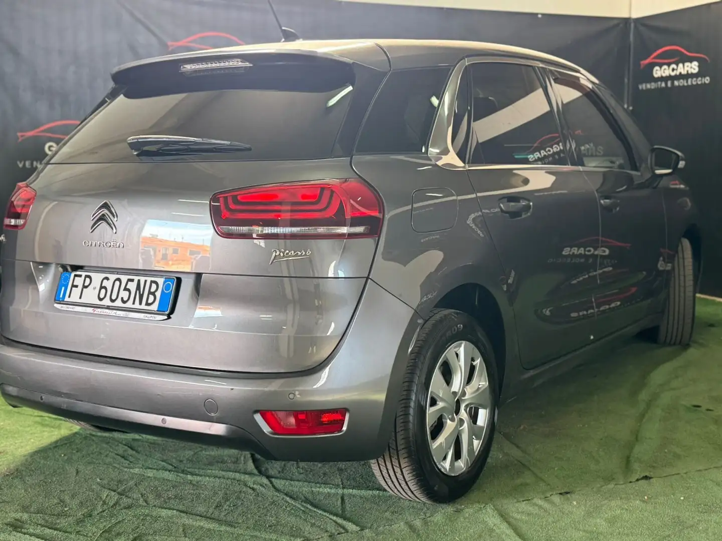 Citroen C4 Picasso BlueHDi 120 S&S EAT6 Shine Gri - 2