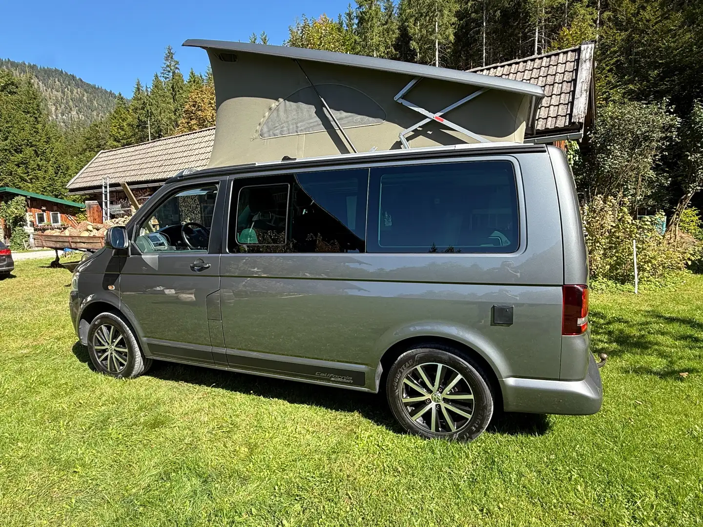 Volkswagen T5 California Beach Ed.-4Motion-Standh. Motor generalüberholt Blau - 2