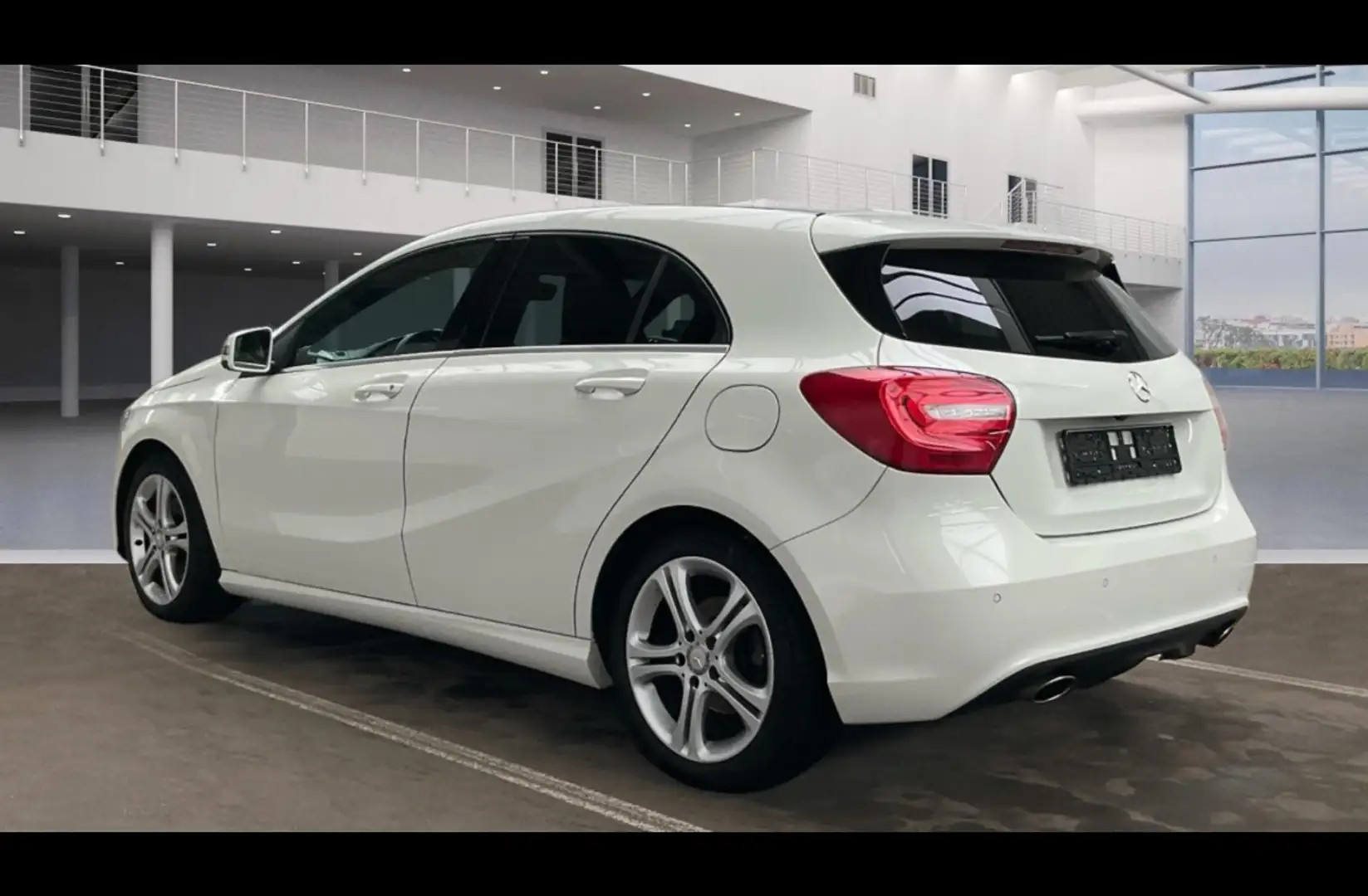 Mercedes-Benz A 200 A200 mercedes, CarPlay Pano, Anhänger, 18zoll AMG - 1