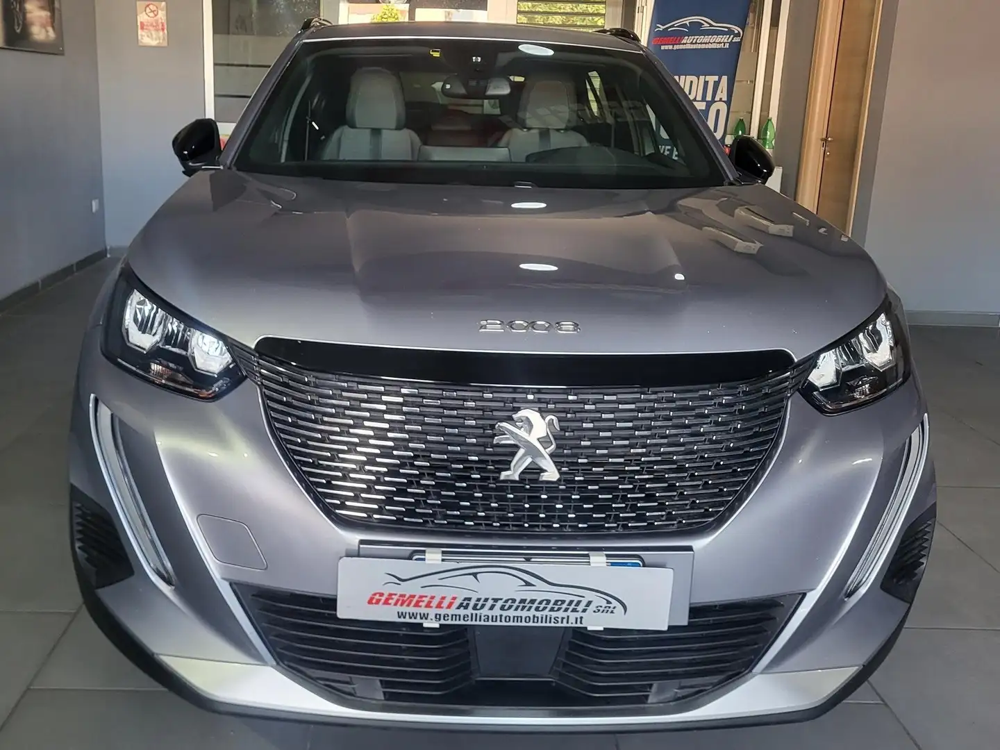 Peugeot 2008 2008 1.5 DISEL 130CV Allure Pack 2023+BIXENO+NAVI Argent - 2