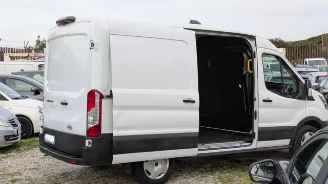Ford Transit view 7