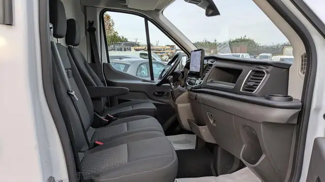 Ford Transit view 10