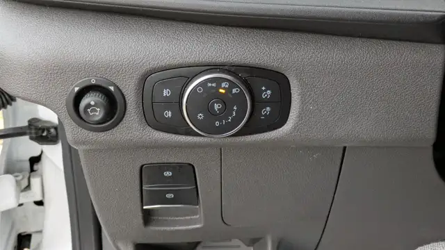 Ford Transit view 14