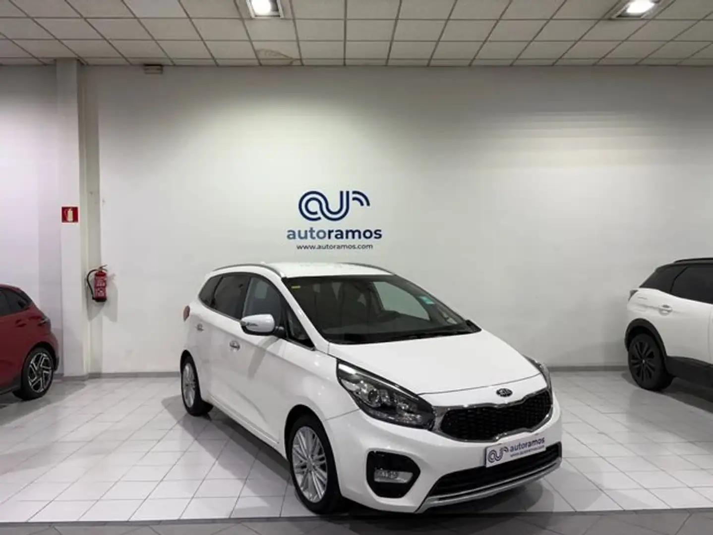 Kia Carens 1.6 GDi Drive 135 Blanco - 1