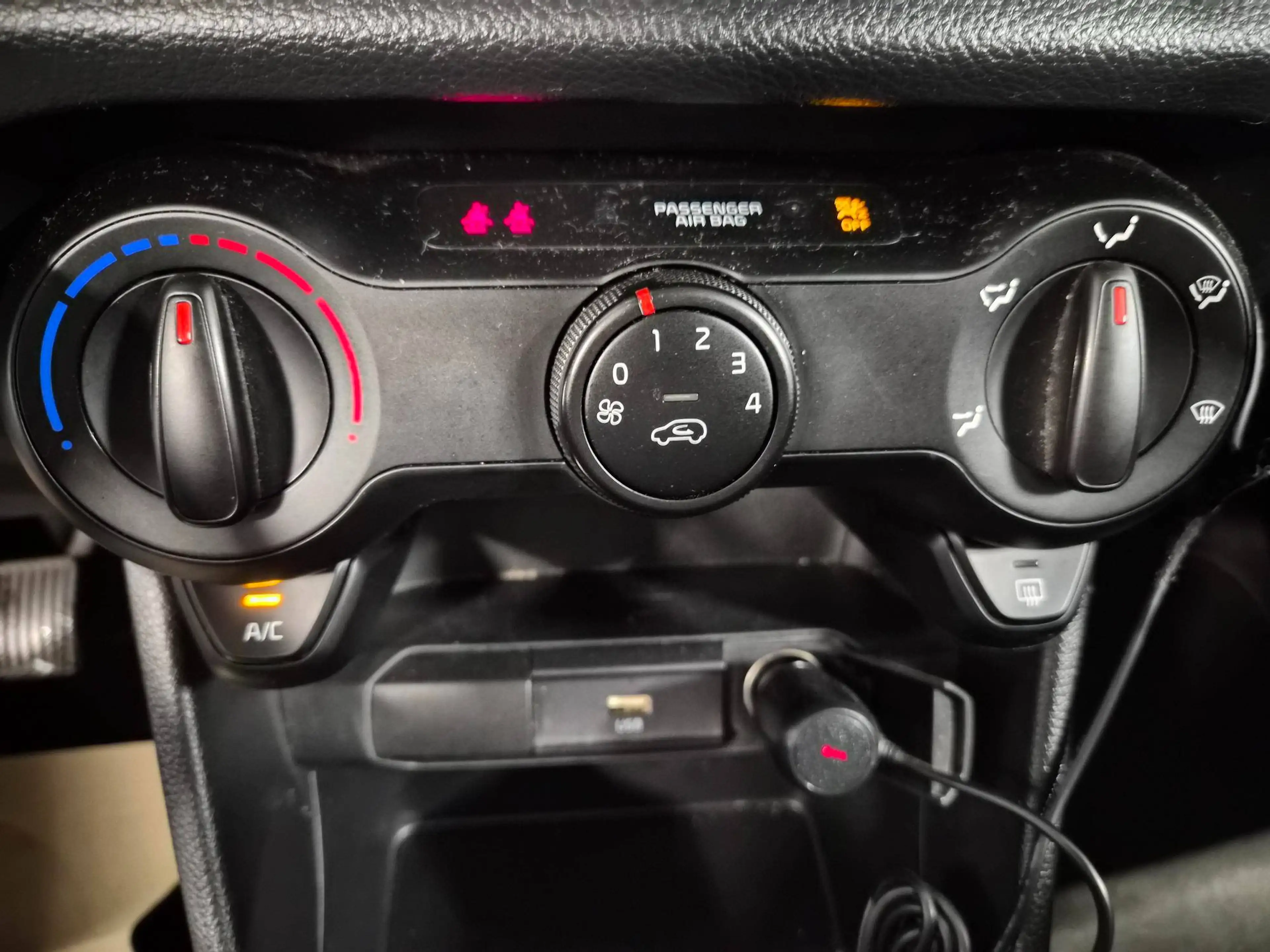 Kia Picanto Picanto 1.0i Pure ISG — photo 12