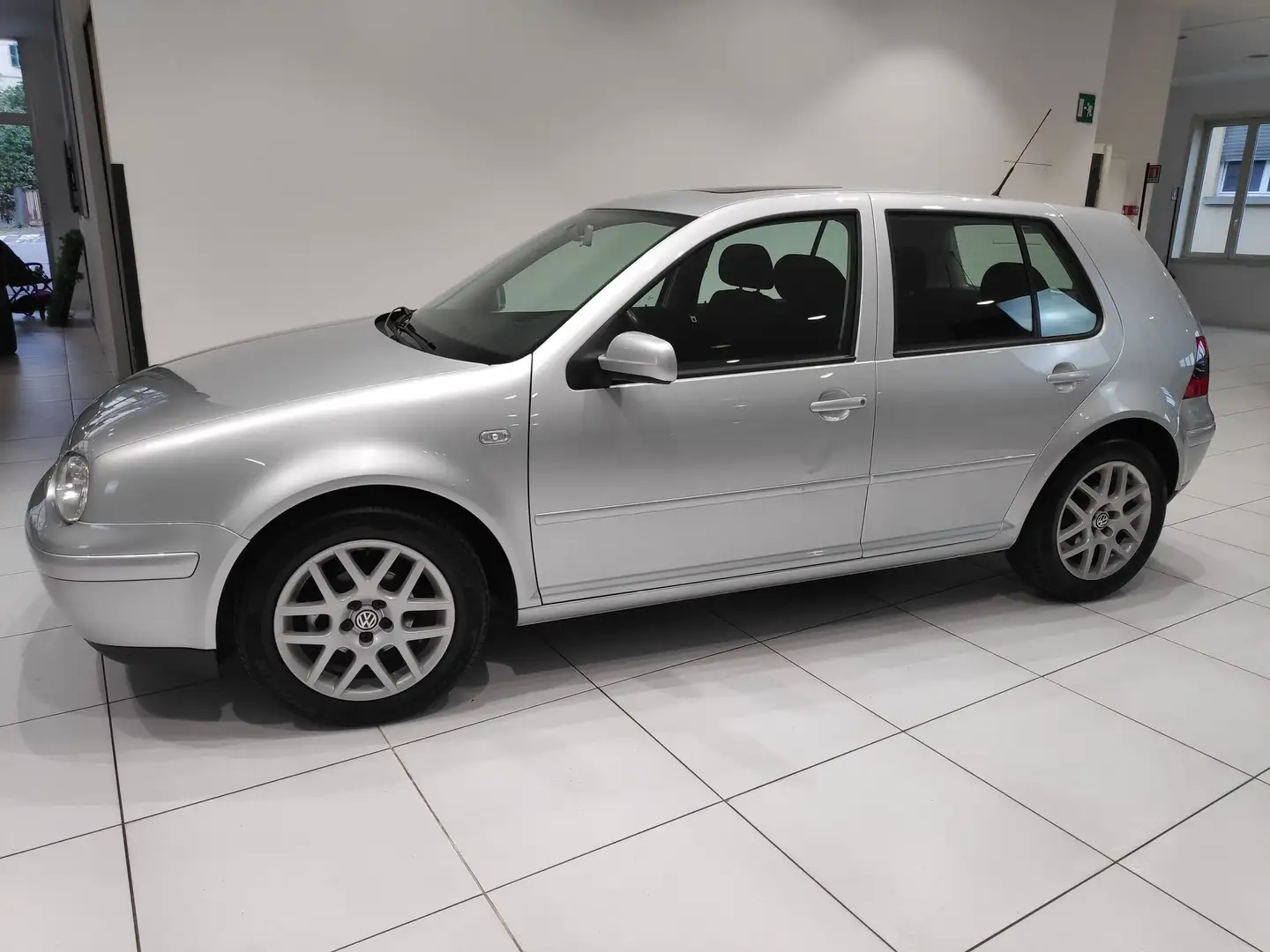 Volkswagen Golf Golf 1.6 16V cat 5 porte Comfortline*118.000 KM*U Zilver - 2