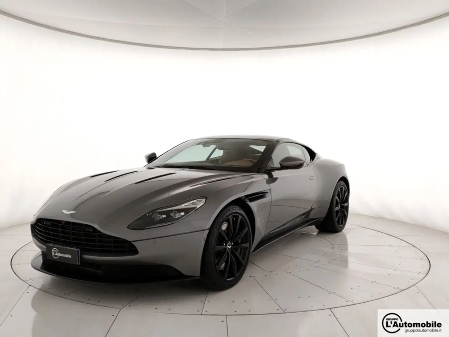 Aston Martin DB11 DB11 Coupe 5.2 V12 auto Grau - 1