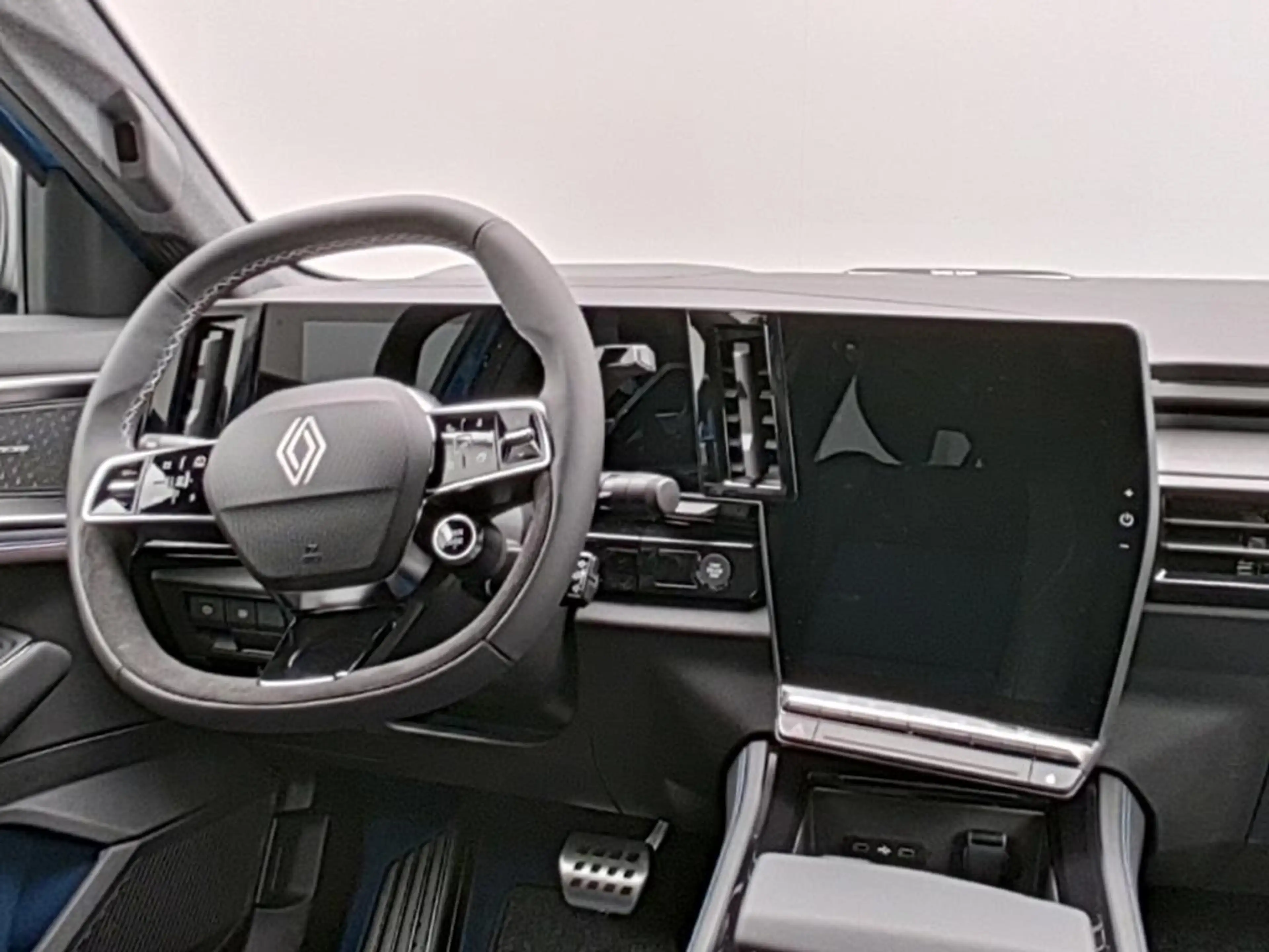 Renault Rafale Esprit Alpine E-Tech Plug in Hybrid 300 4x4 — photo 12