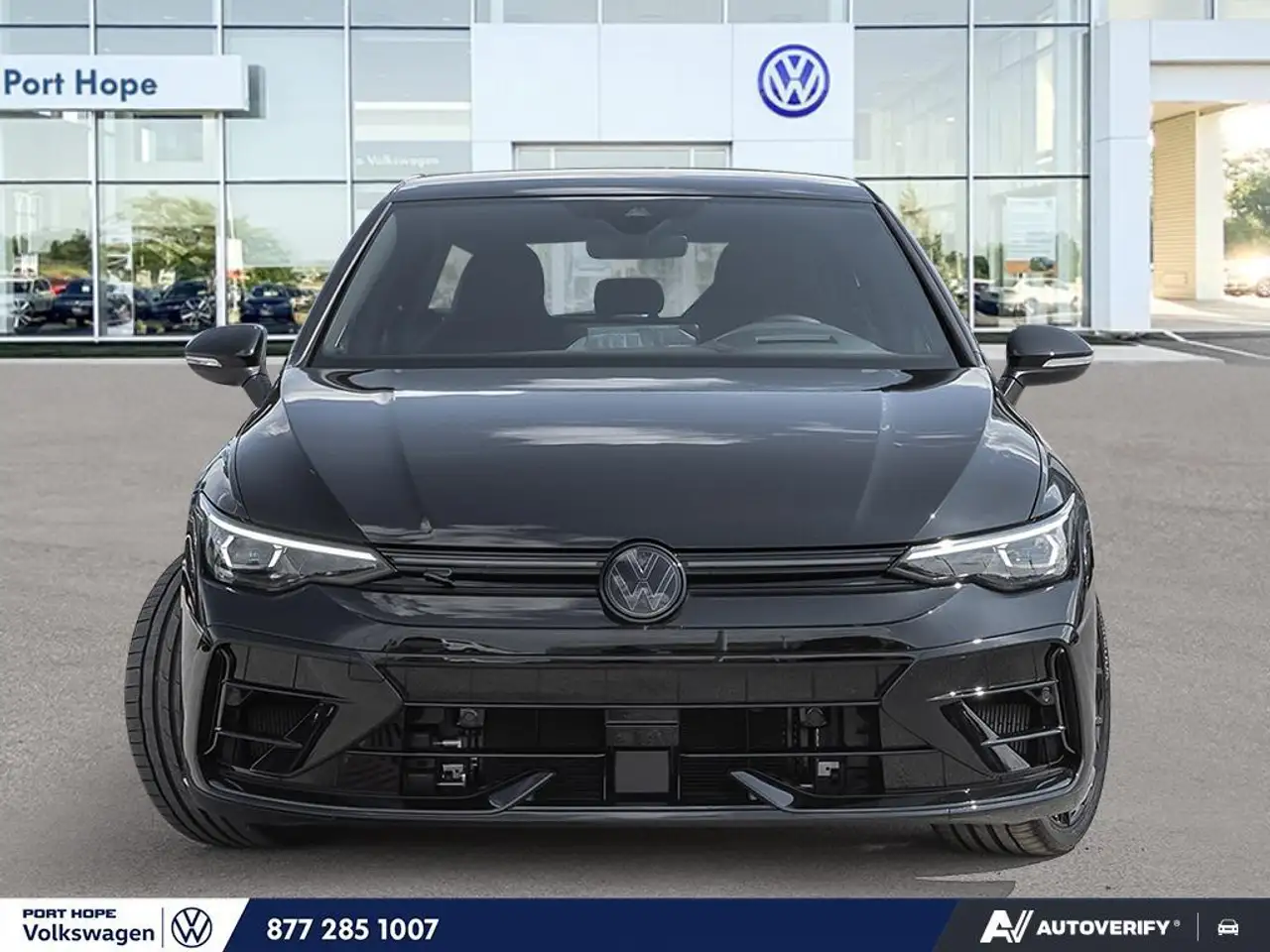 Volkswagen Golf R снимка Volkswagen Golf R