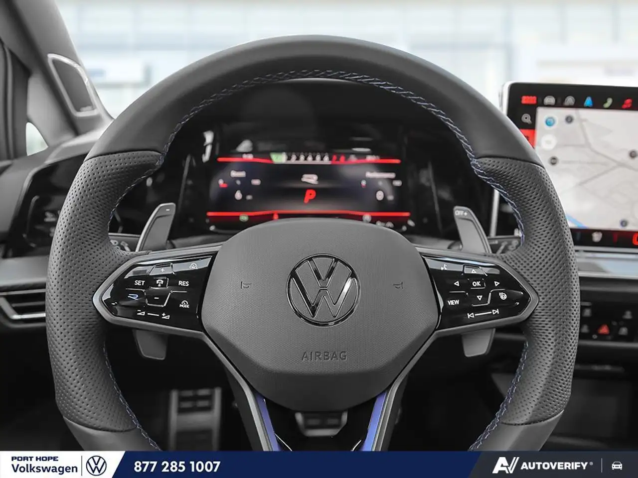 Volkswagen Golf R снимка Volkswagen Golf R