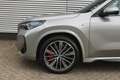 BMW iX1 eDrive20 M Sport / Panoramadak / Trekhaak / Sports Zilver - thumbnail 5