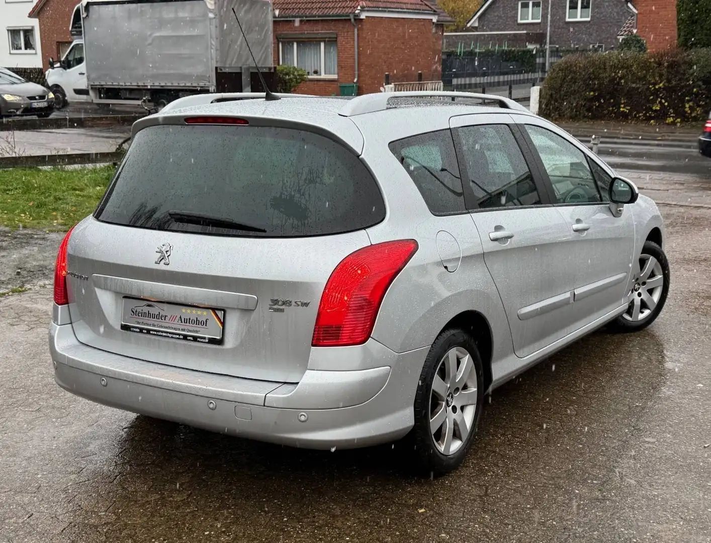 Peugeot 308 Business-Line Navi, PDC, Klima, Pano Grigio - 2