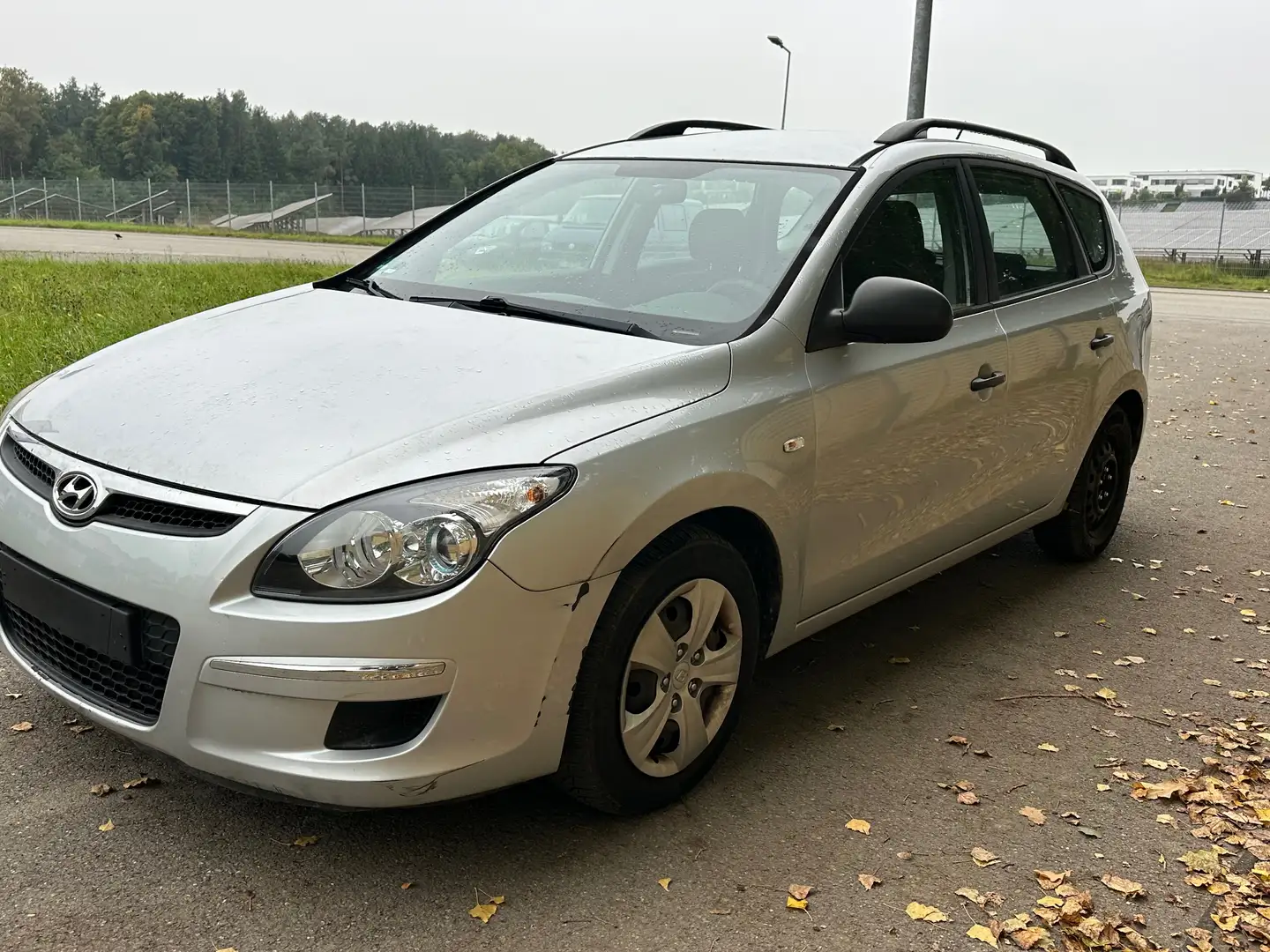 Hyundai i30 i30cw i30cw 1.6 Comfort Stříbrná - 1