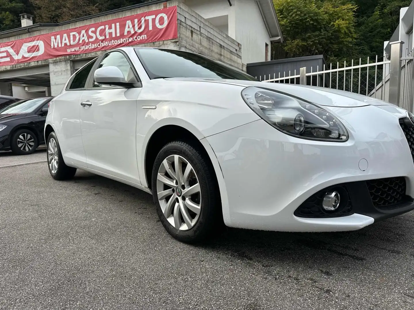 Alfa Romeo Giulietta 1.4 Turbo 120 CV GPL Bianco - 2