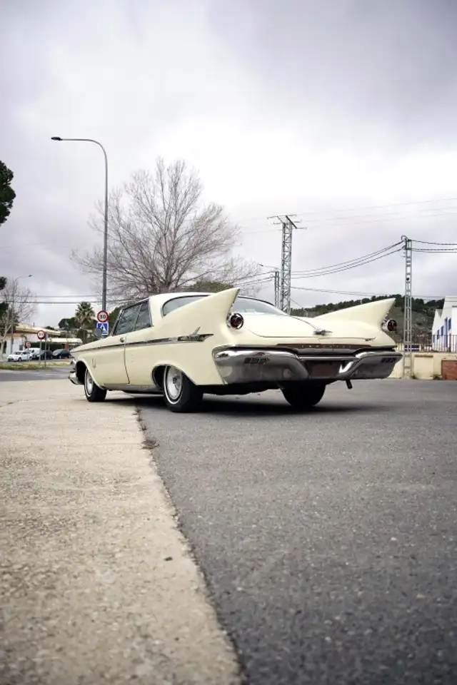 Chrysler Imperial Coupé Hardtop, foto 3
