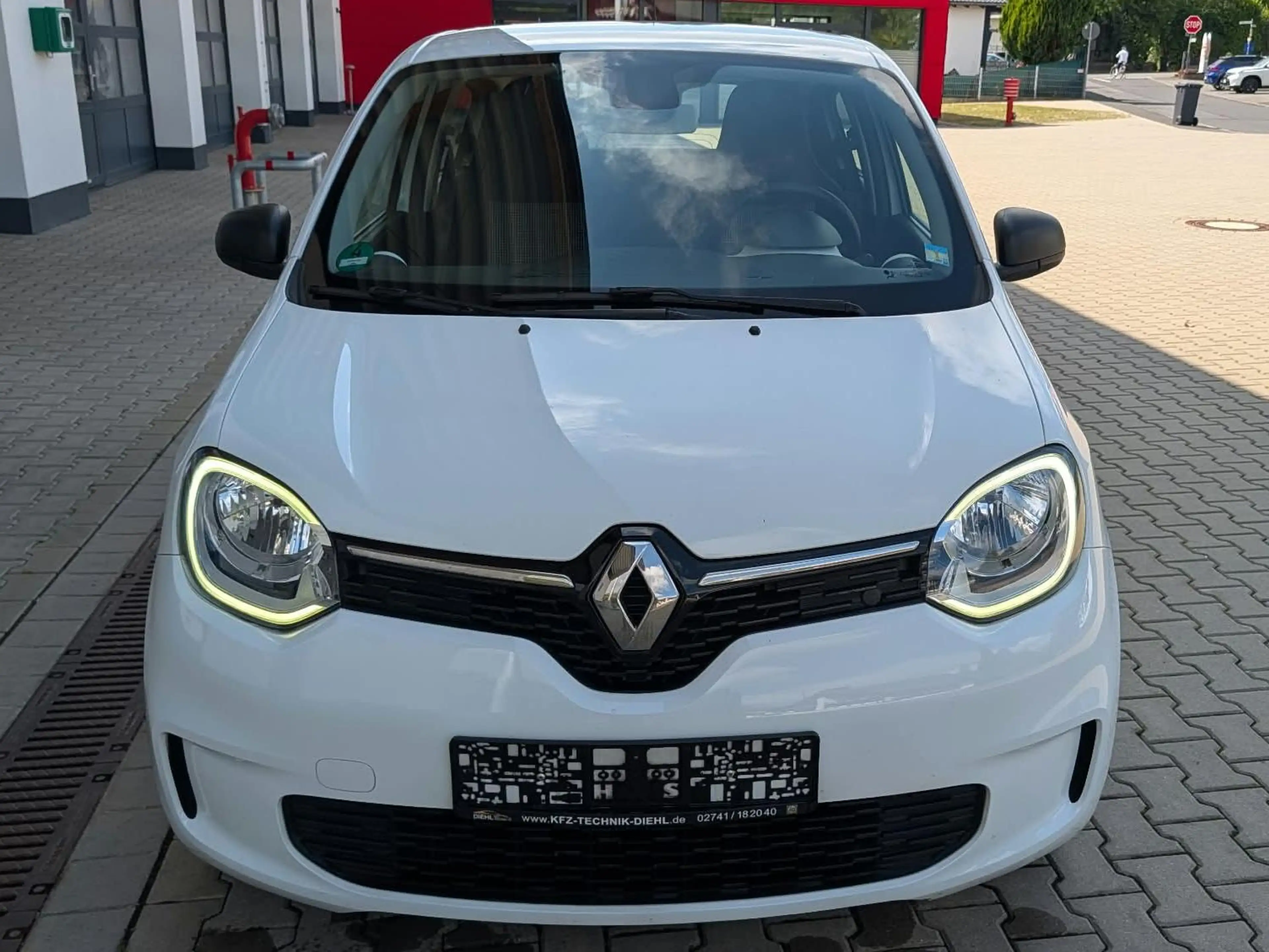 Renault Twingo Life — photo 2