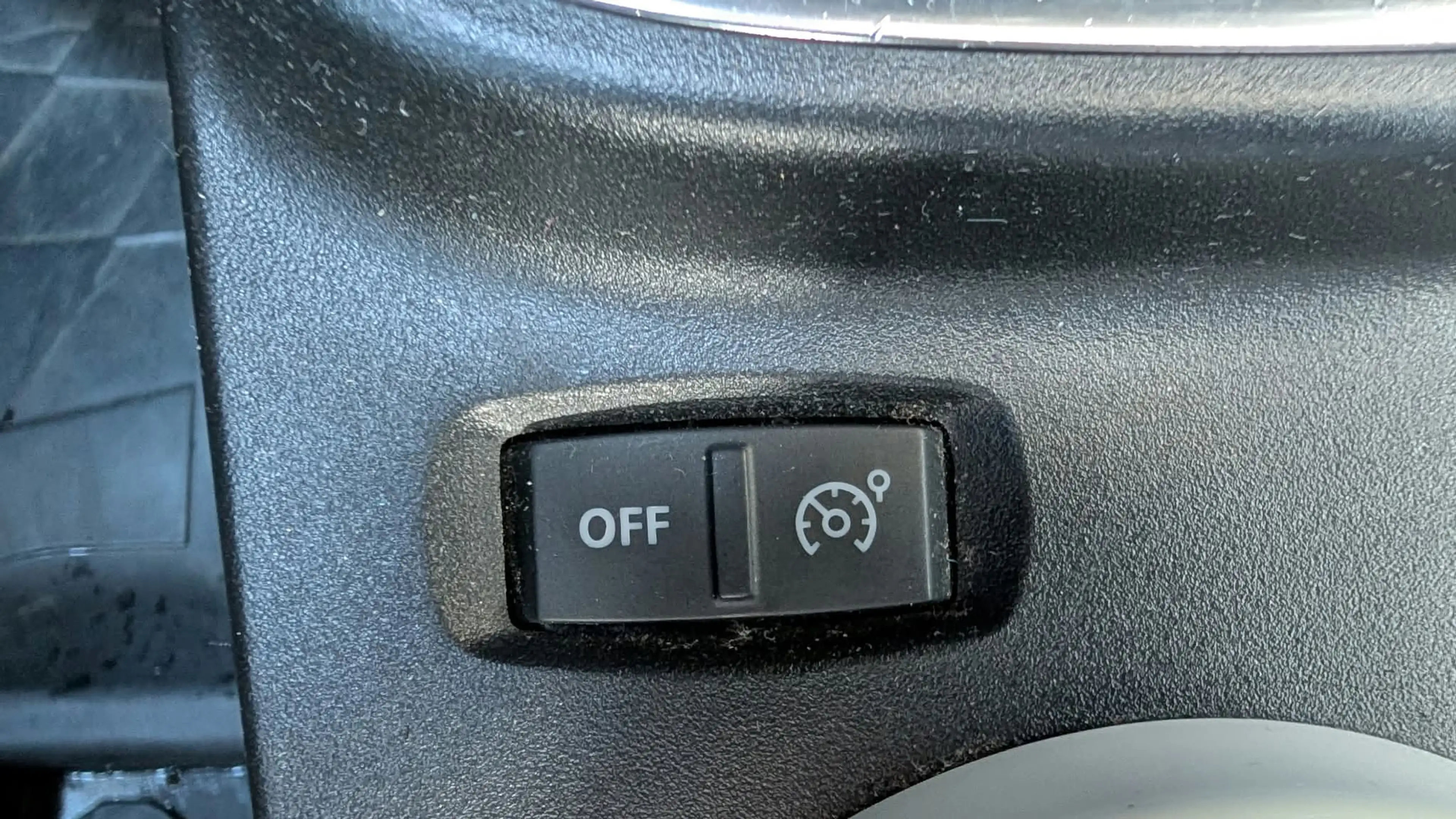 Renault Twingo Life — photo 15